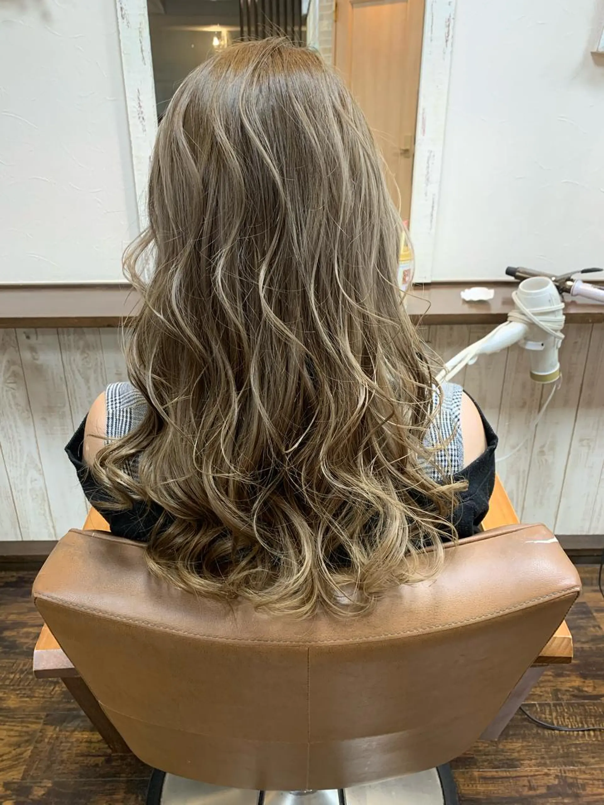 ロング カラー カット ヘアカラー トリートメント est hair Ameri 松戸西口店所属・est  店長 ✂︎高橋✂︎のヘアスタイル