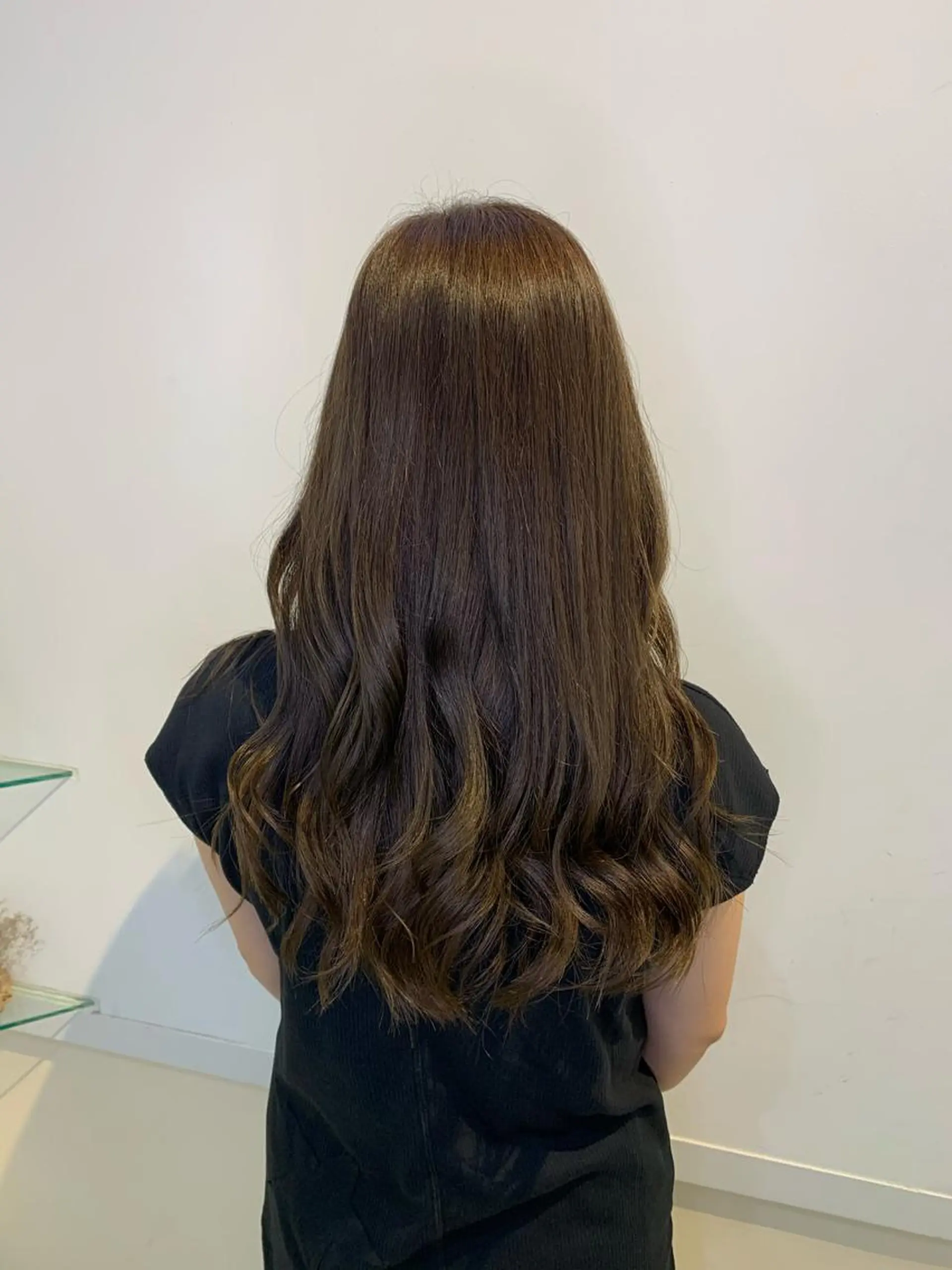 セミロング カラー 🪄髪質改善艶カラー 🦄石井栞のヘアスタイル