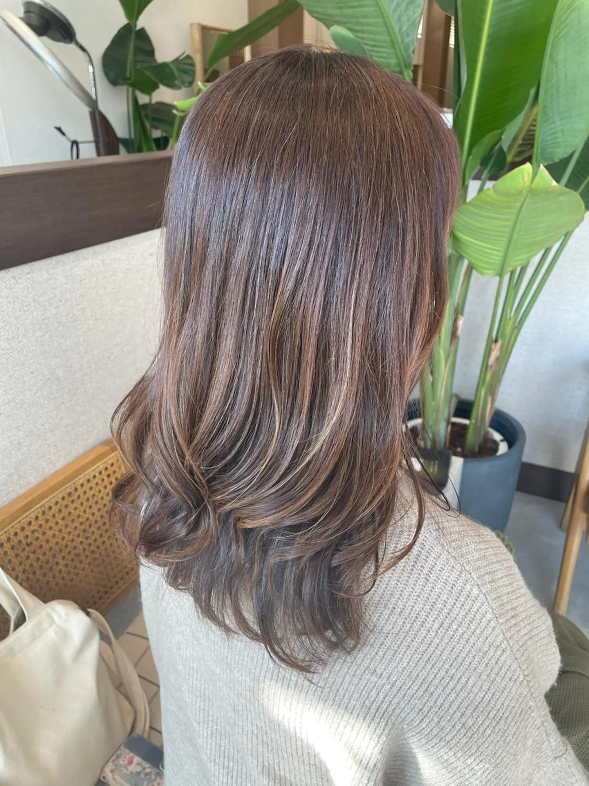 ロング レイヤーカット カット ヘアカラー 高木 櫻のヘアスタイル
