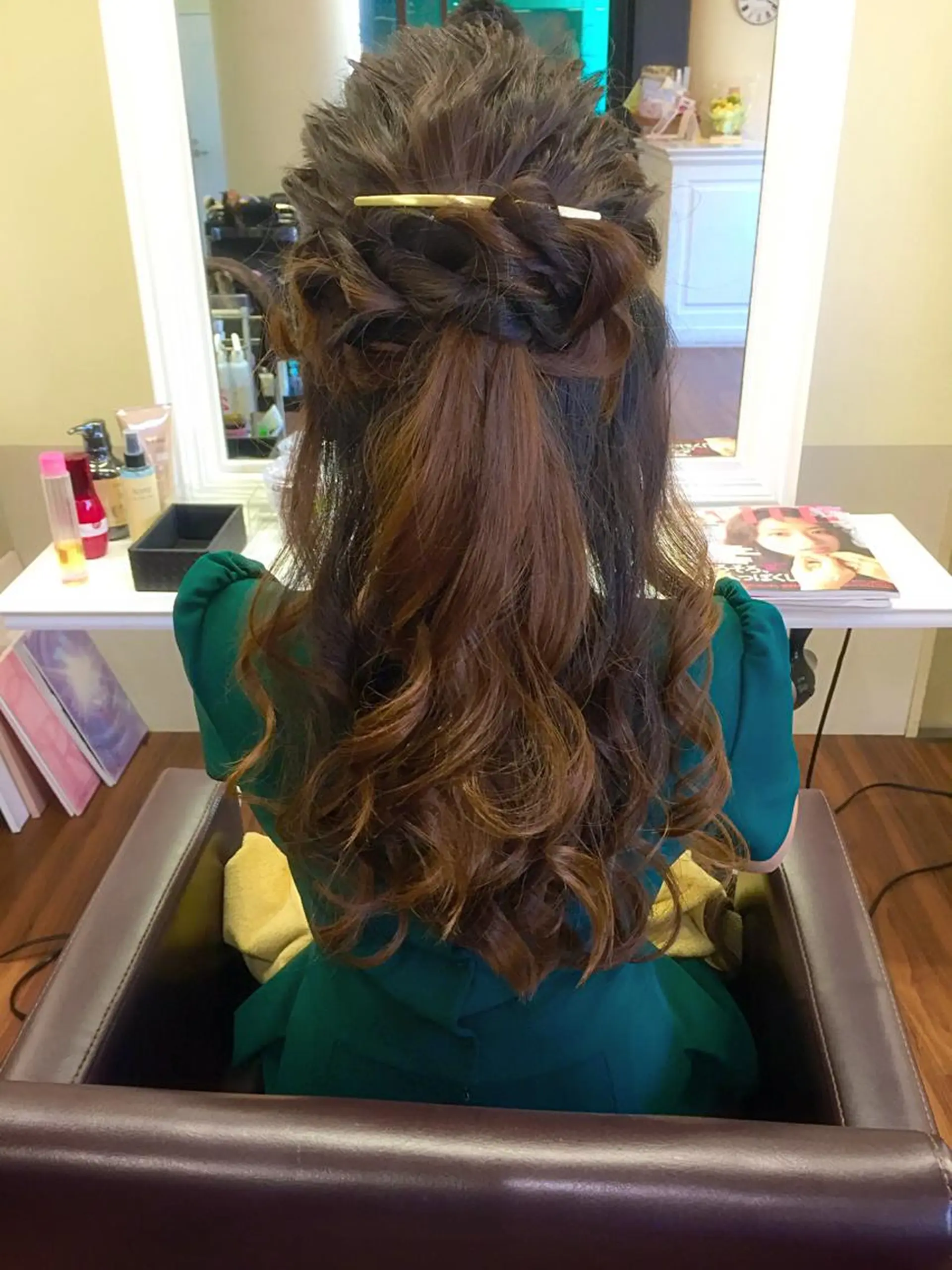 ショート ミディアム セミロング ロング カラー パーマ ヘアアレンジ ハーフアップ 成松 勇治のヘアスタイル