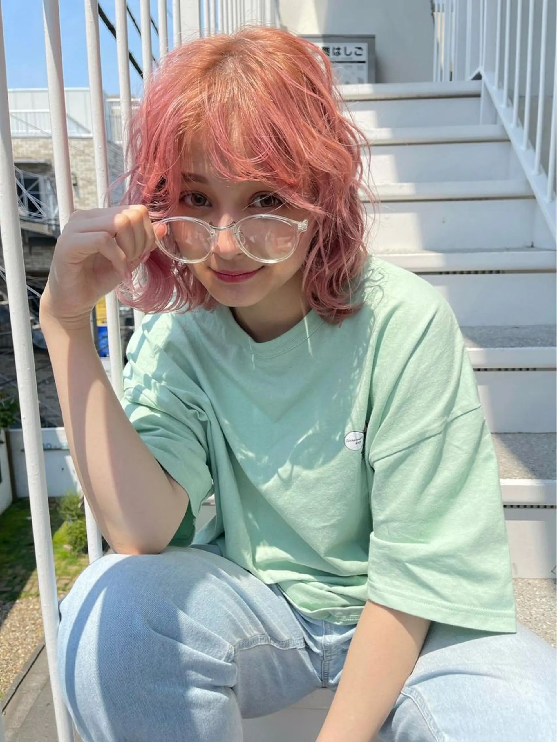 ミディアム カラー パーマ ヘアアレンジ メンズ キッズ マツエク・マツパ アイブロウ 🐺ウルフ×ハイトー ン🖤Yukinoのヘアスタイル