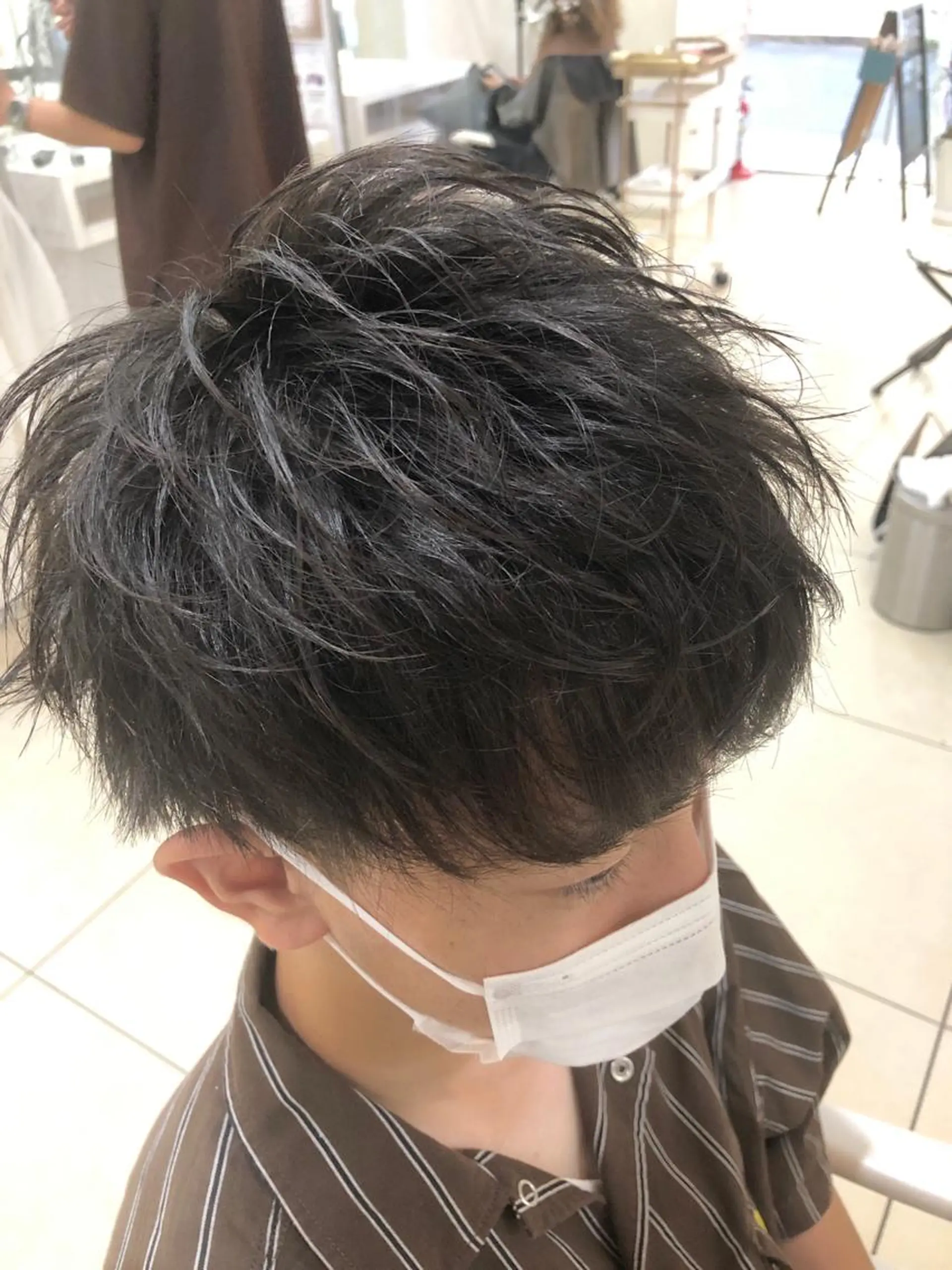 ショート メンズ マッシュ ショートヘア カルマ・ニュアンス パーマ　須田龍世のヘアスタイル