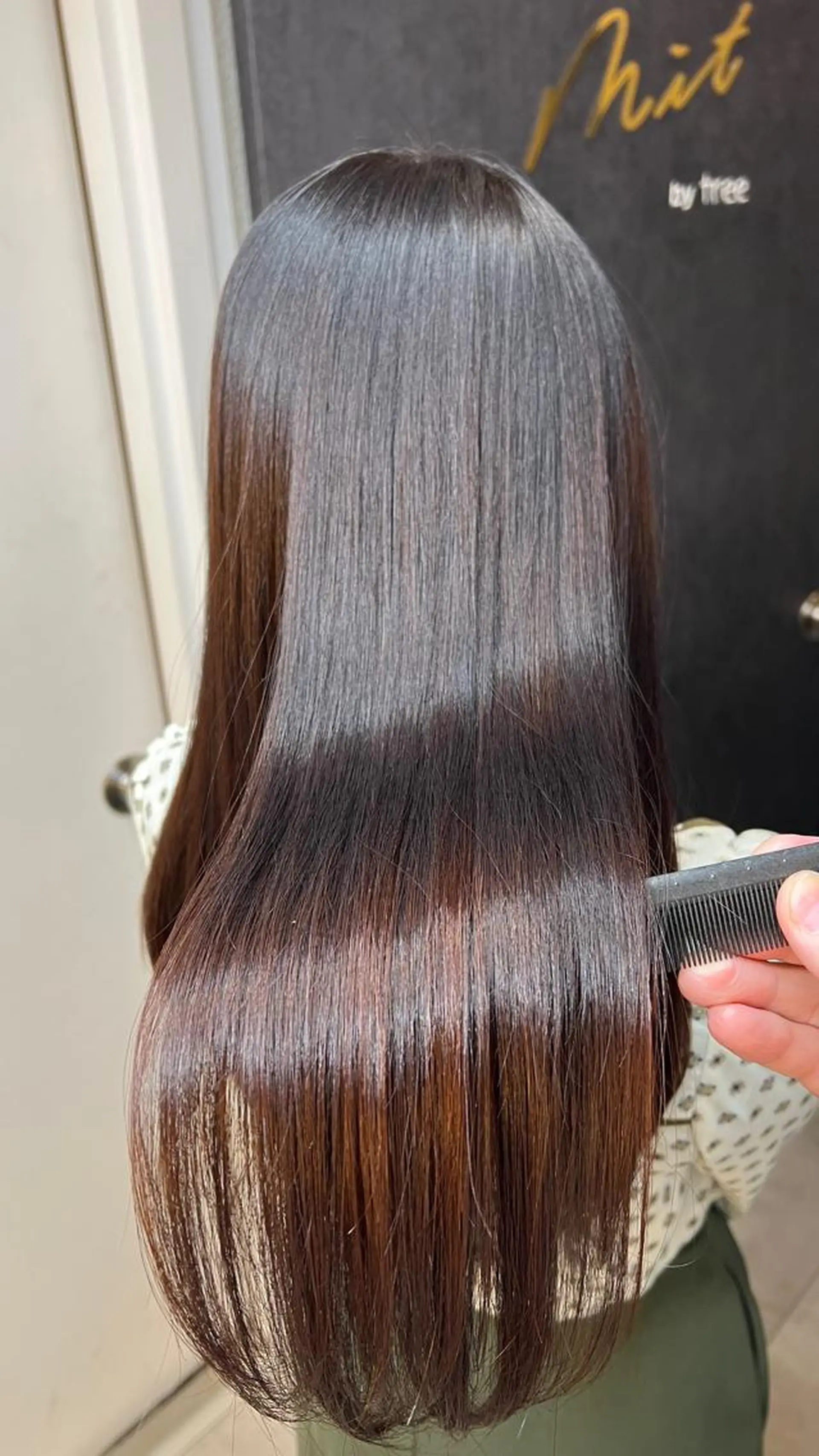 ロング カット ヘアカラー トリートメント フルールbyリトル所属・✨美髪矯正・髪質改善 特化✨CHIKA✨のヘアスタイル