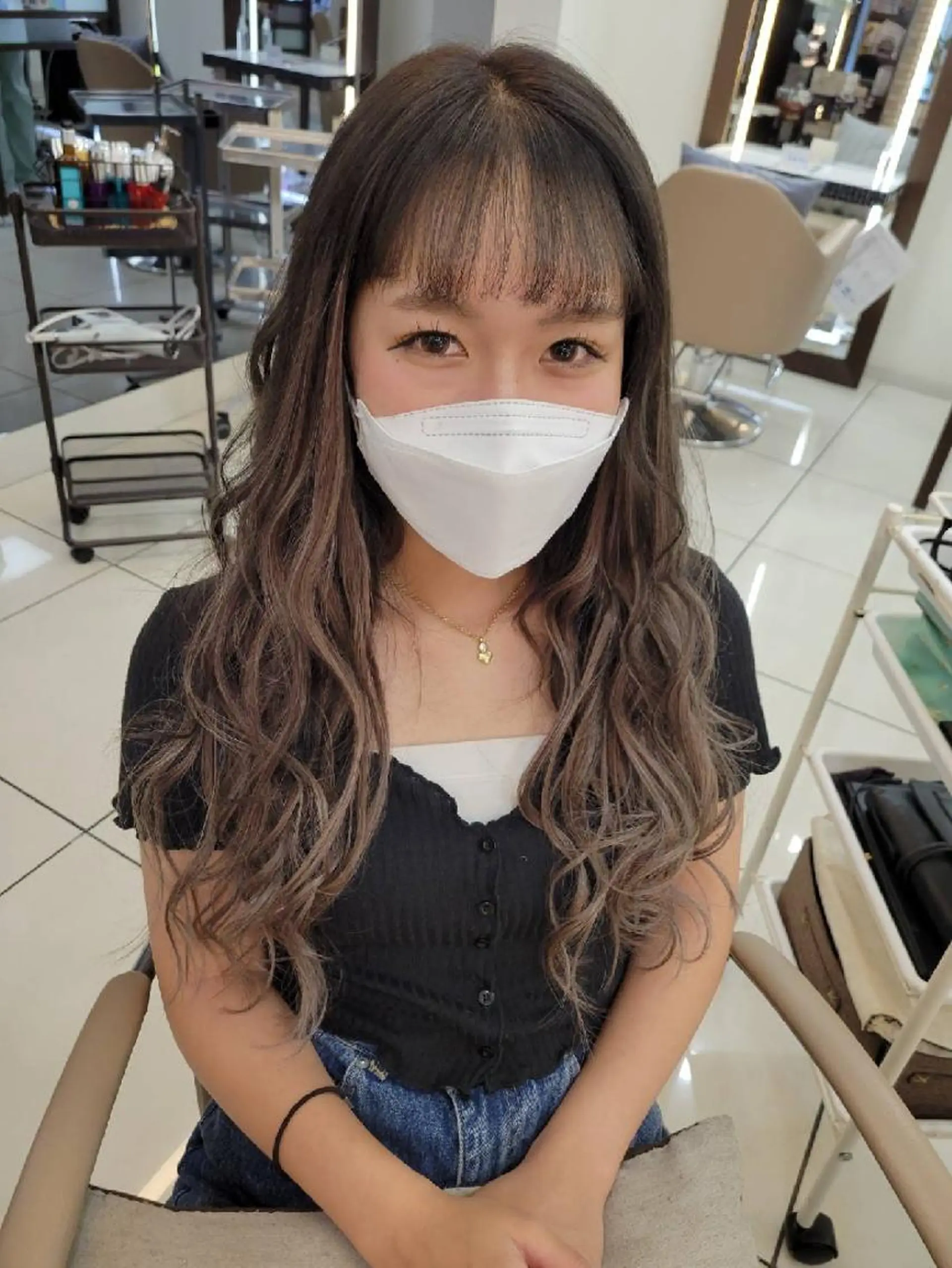 ロング カラー ママ美容師まつげ 🤍まき🤍のヘアスタイル