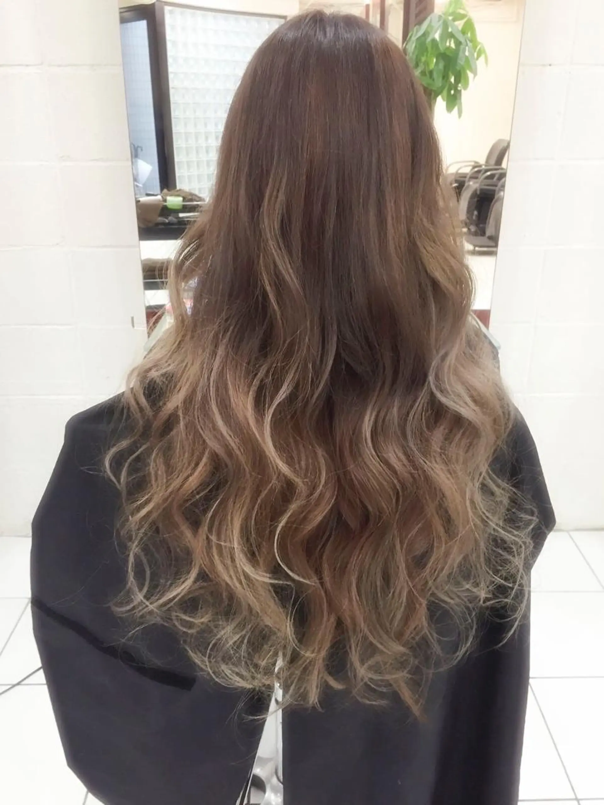 ロング カラー パーマ ヘアアレンジ モテ髪透明感❤️ デイズヘアカラーのヘアスタイル