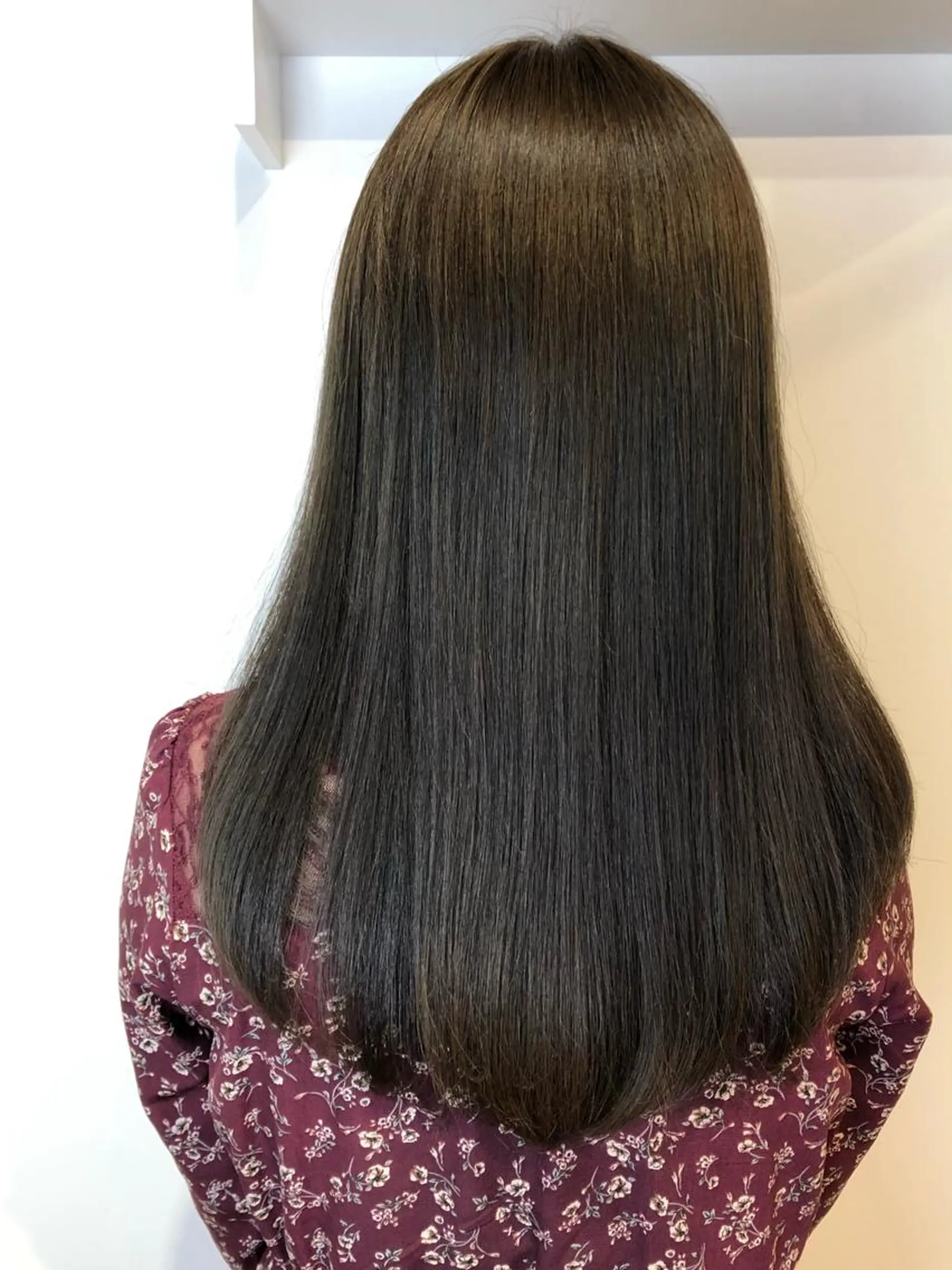 セミロング カラー ヘアカラー トリートメント 青野 文香のヘアスタイル