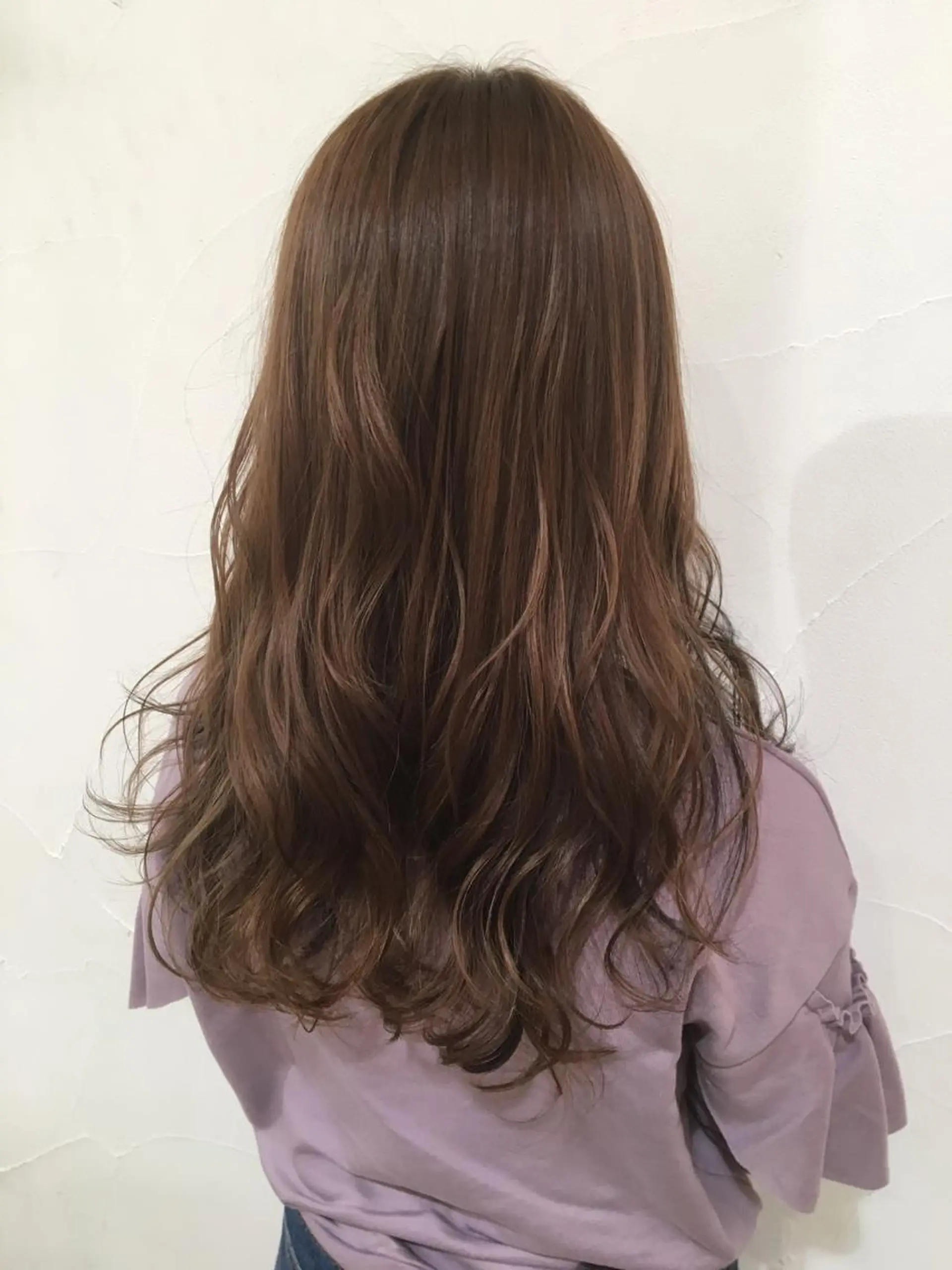 ロング カラー ヘアカラー トリートメント 乳井 悠香のヘアスタイル