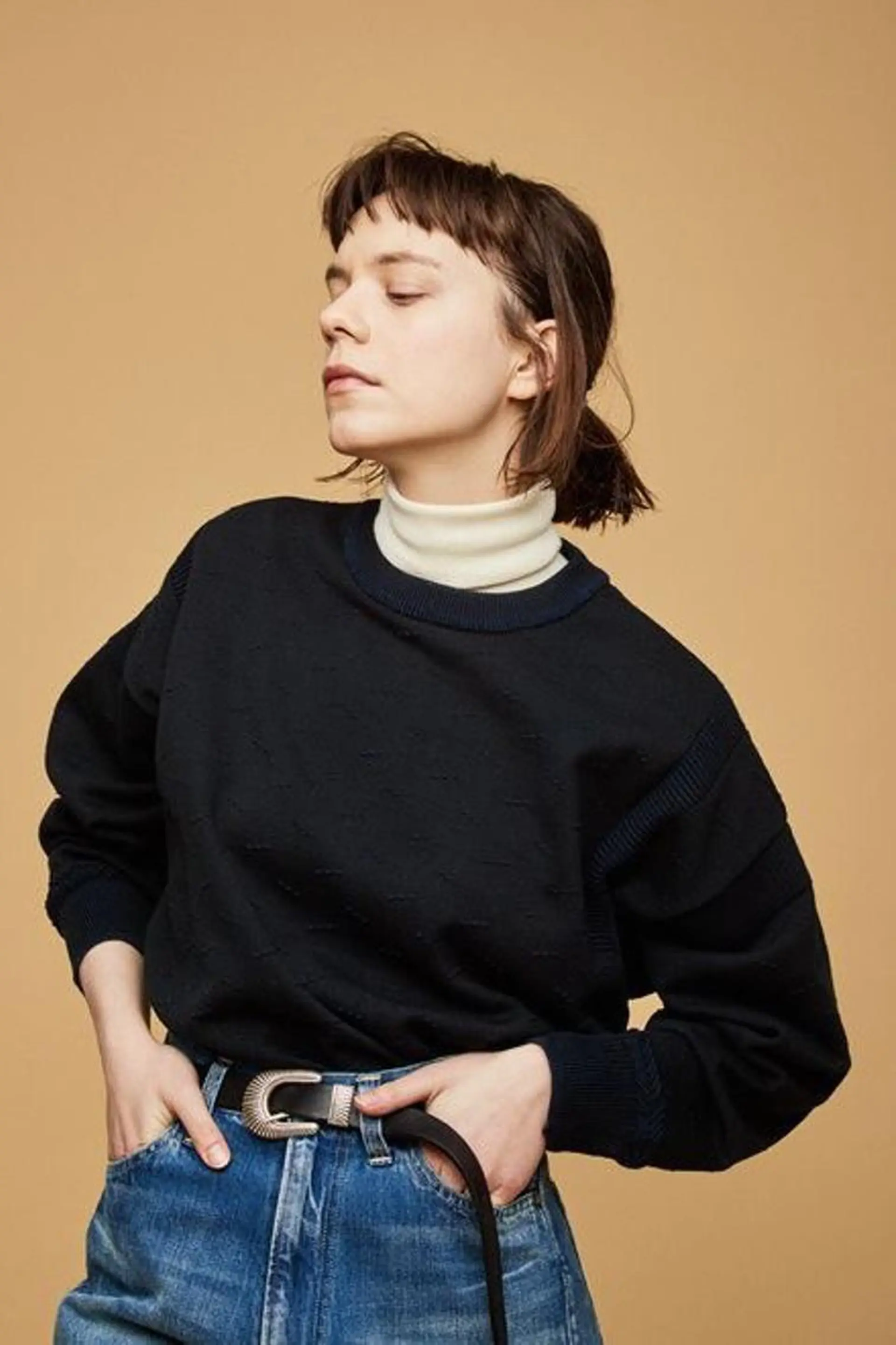 プレイングカラー🤍 細めハイライトのヘアスタイル