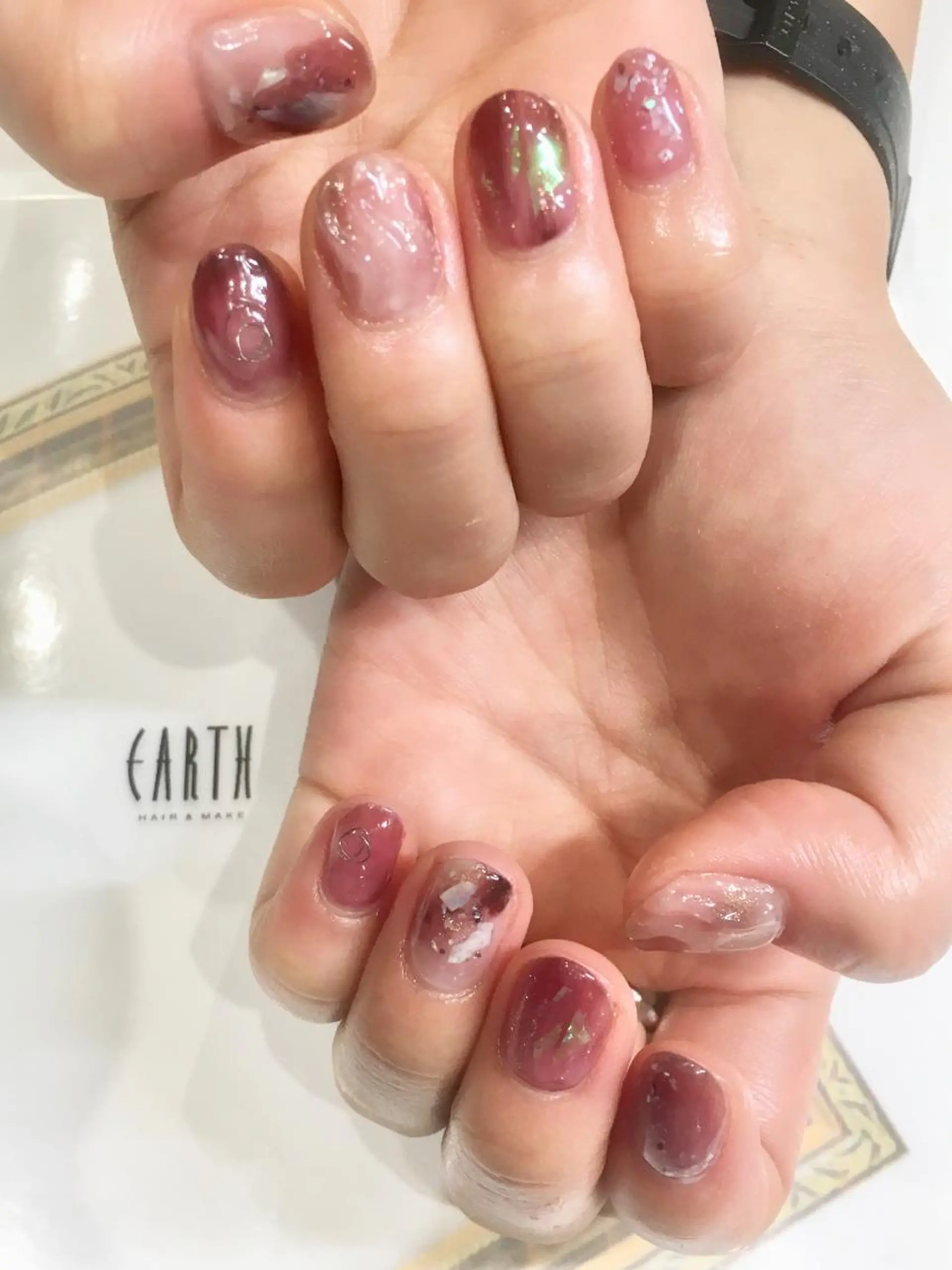 ネイル キラキラネイル ニュアンスネイル ハンドネイル 佐藤 まりえのネイルデザイン