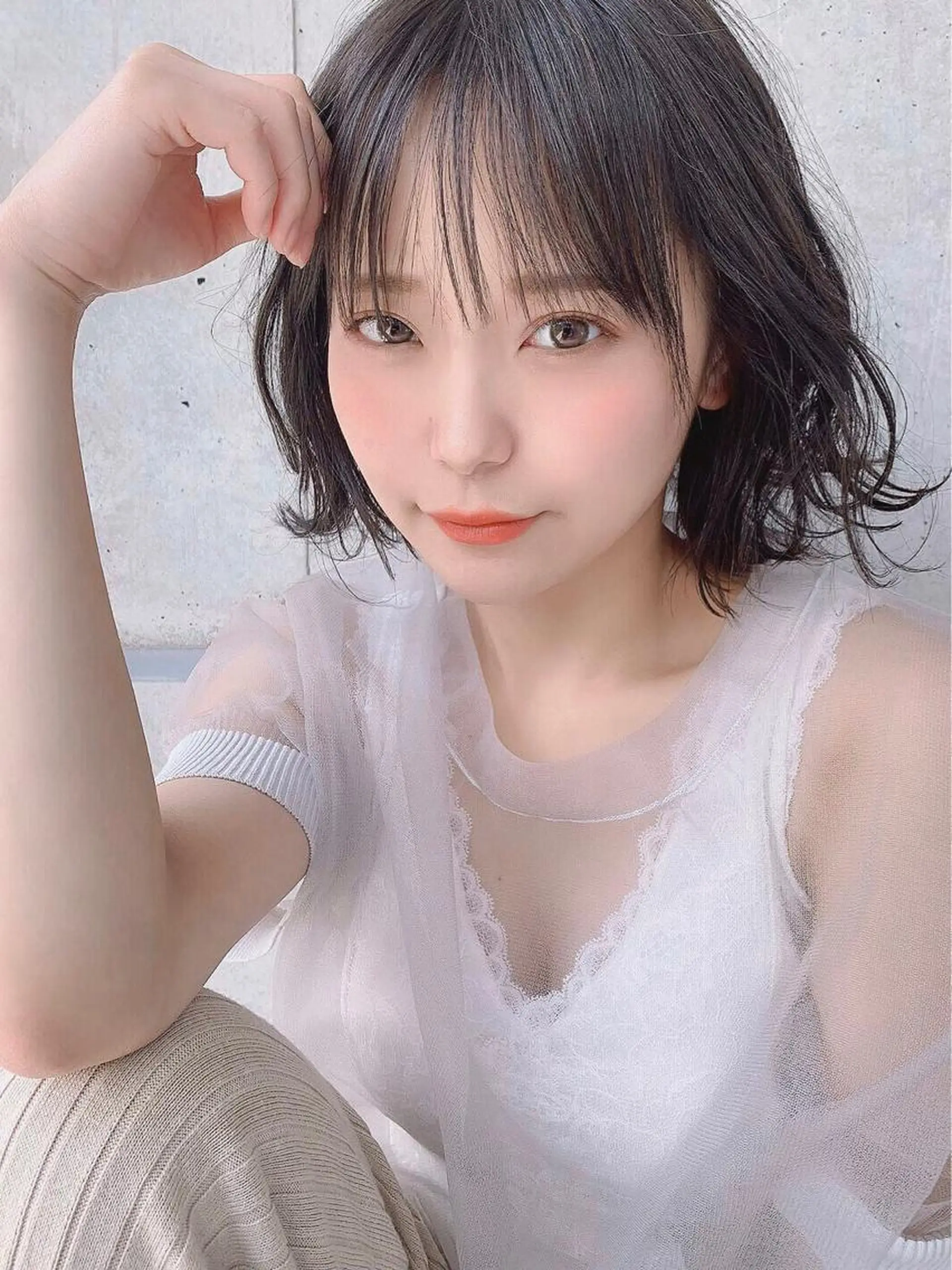 ミディアム カラー 🩶透髪×モテ髪🩶 池袋SHE🏹🩶のヘアスタイル
