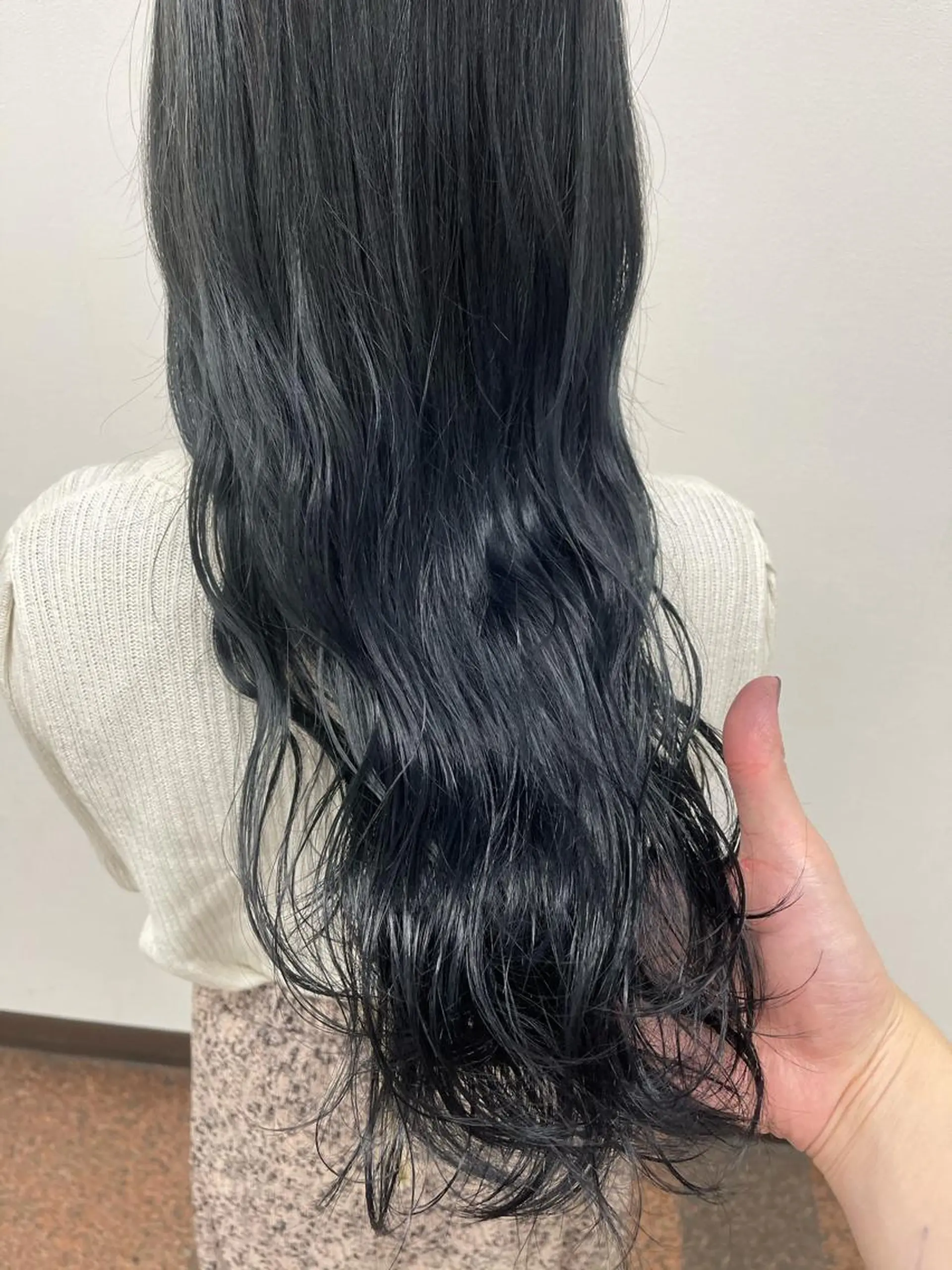 ロング ヘアカラー トリートメント シンタニ ナオトのヘアスタイル