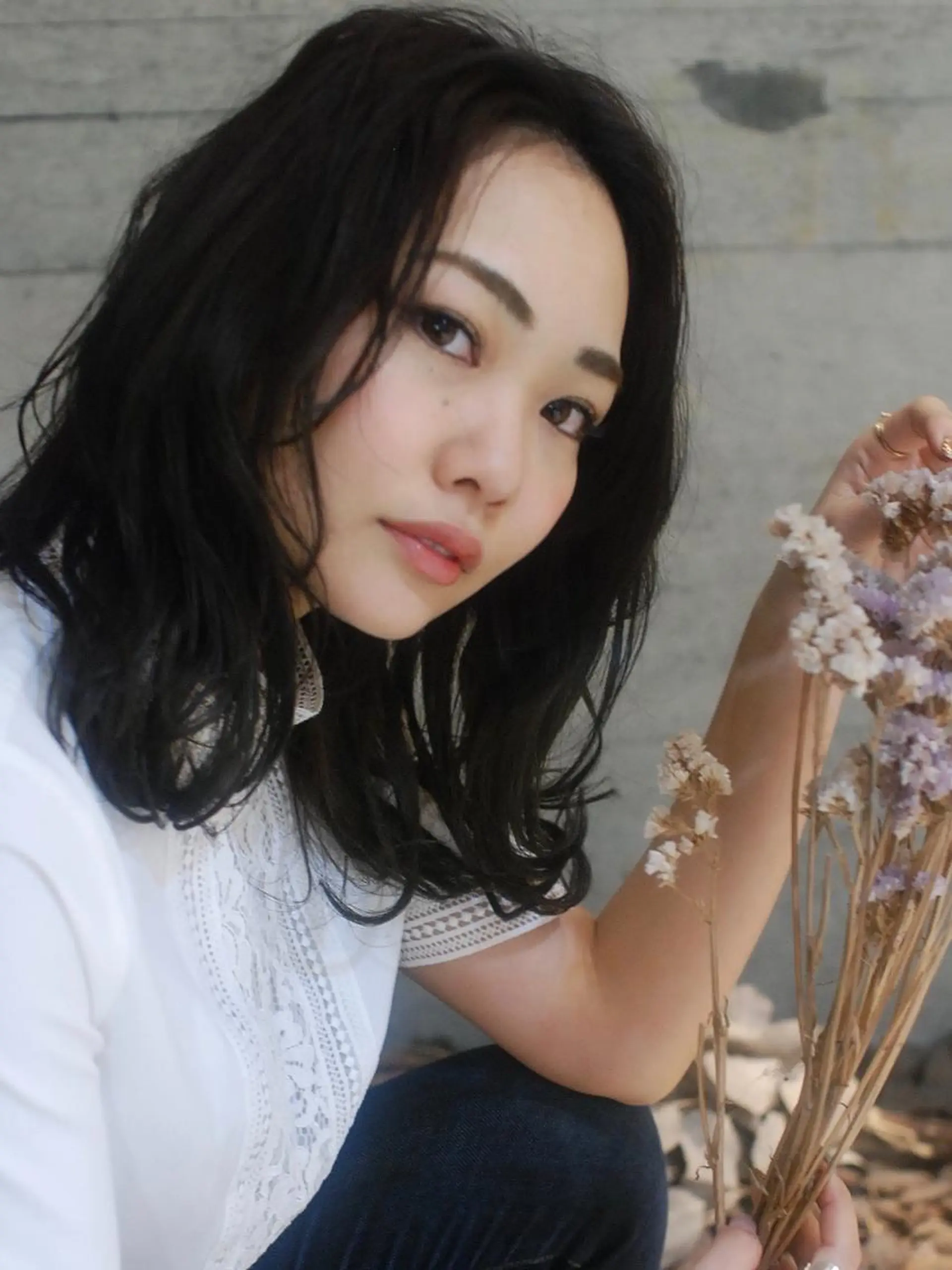 ミディアム カラー パーマ ヘアアレンジ 透明感カラー See by merのマツエク・マツパデザイン