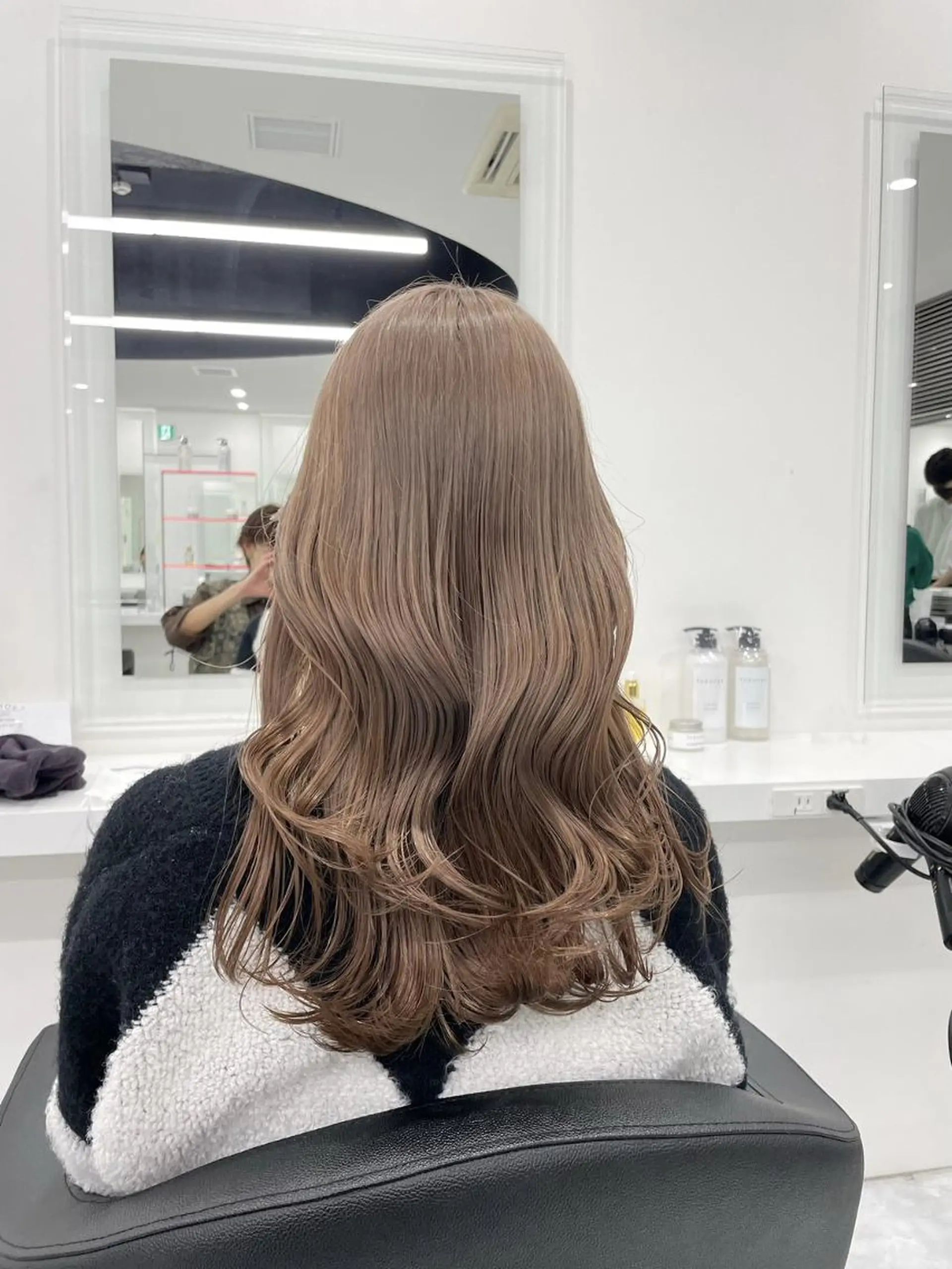 カラー トレンド韓国美髪🪽 秋色🪽BABYのヘアスタイル