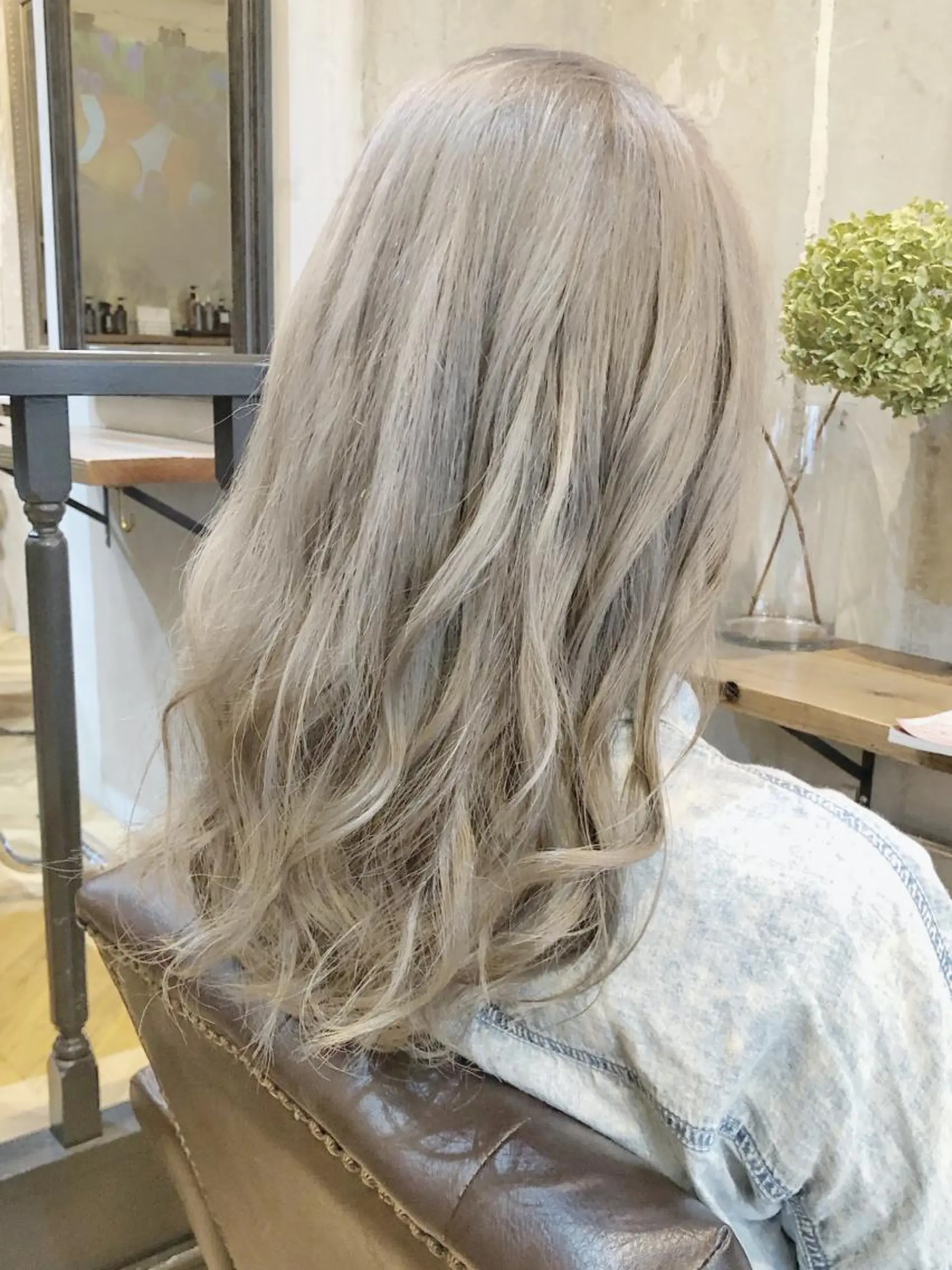 ミディアム シールエクステ ミディアムパーマ ミストバング エクステ ハイライト ヘアカラー エクステ指名No.1 【店長】橘田のヘアスタイル