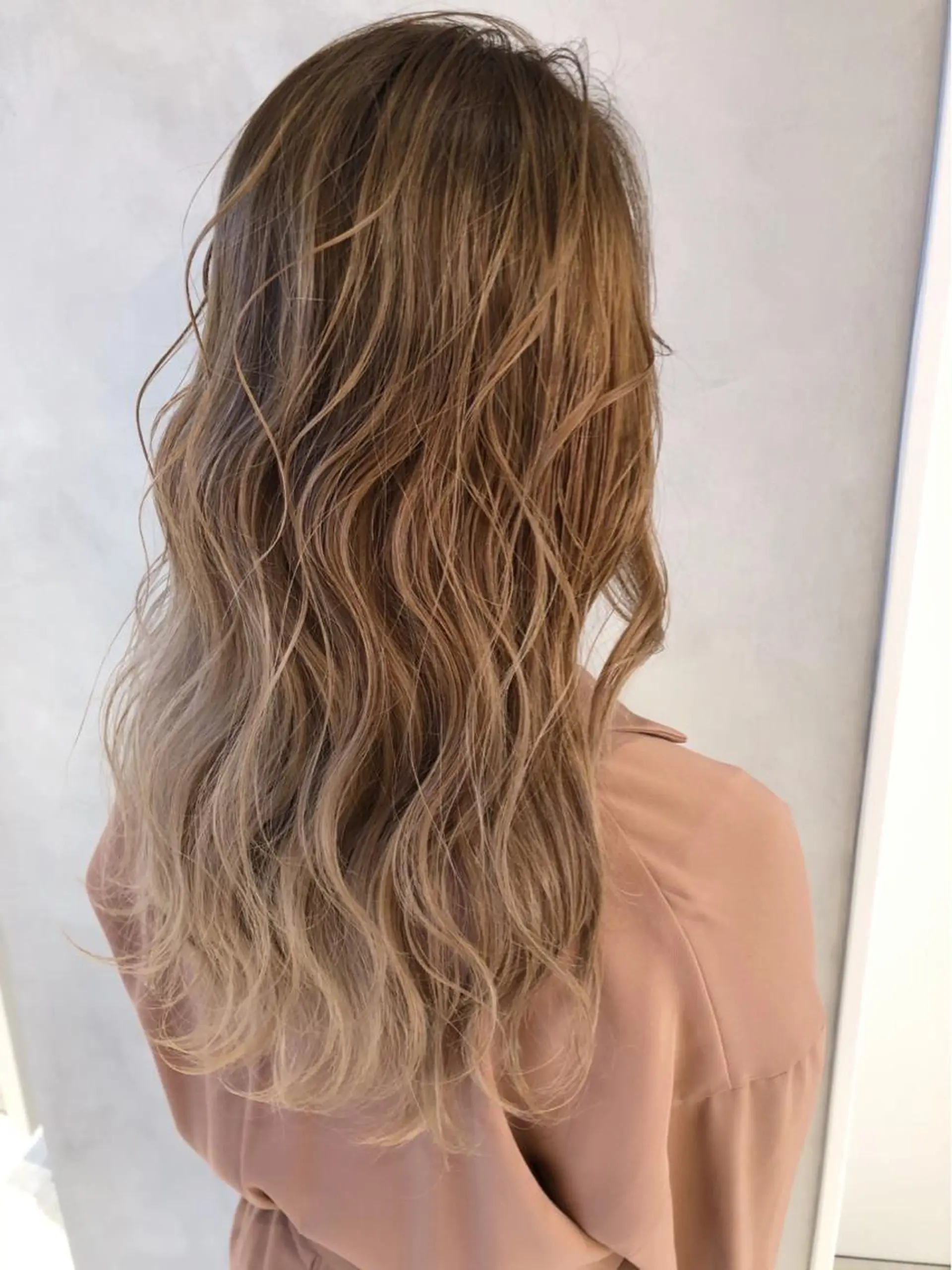 ロング EIGHT 船橋のヘアスタイル