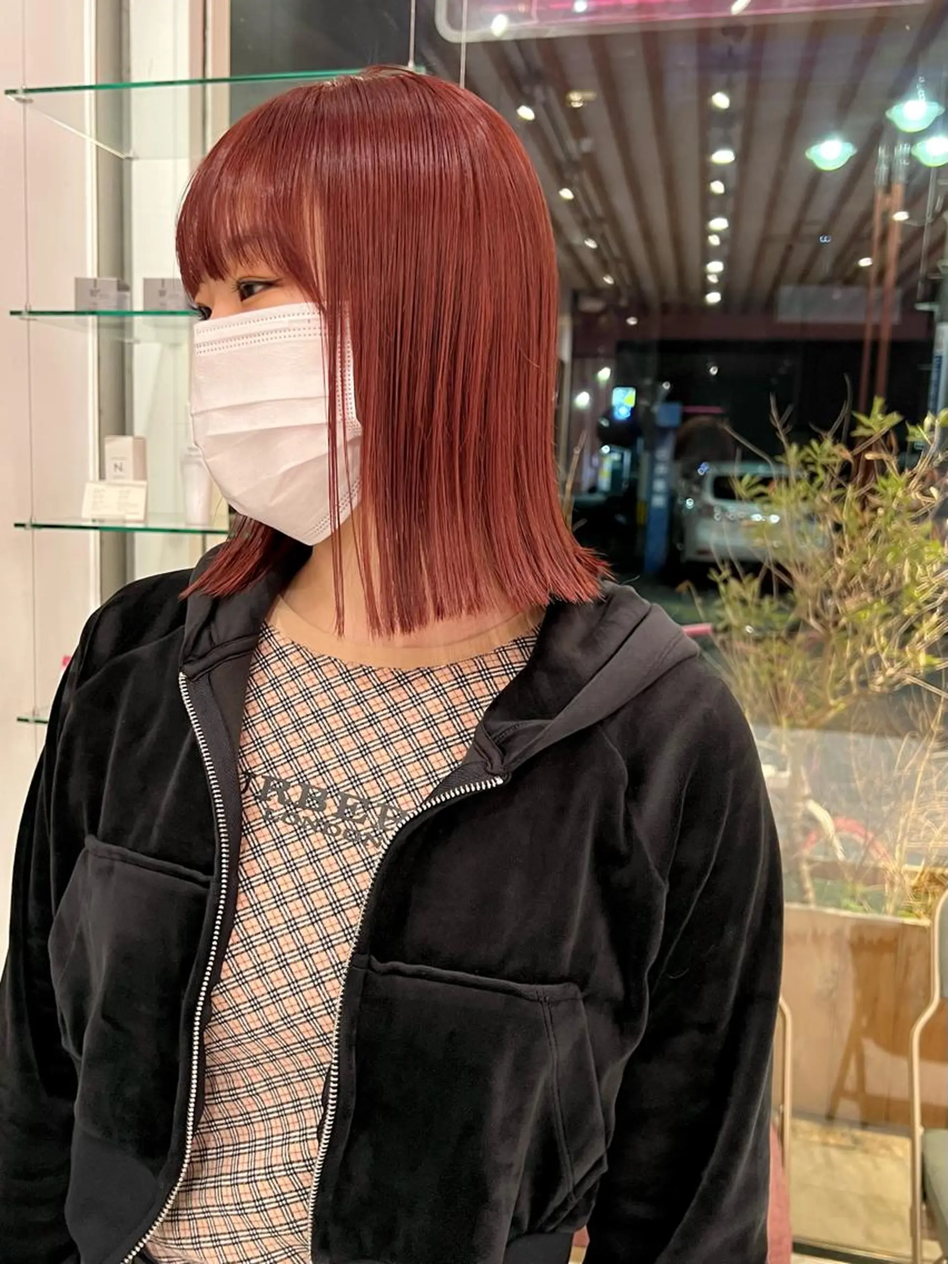 セミロング カラー 古屋 花織のヘアスタイル