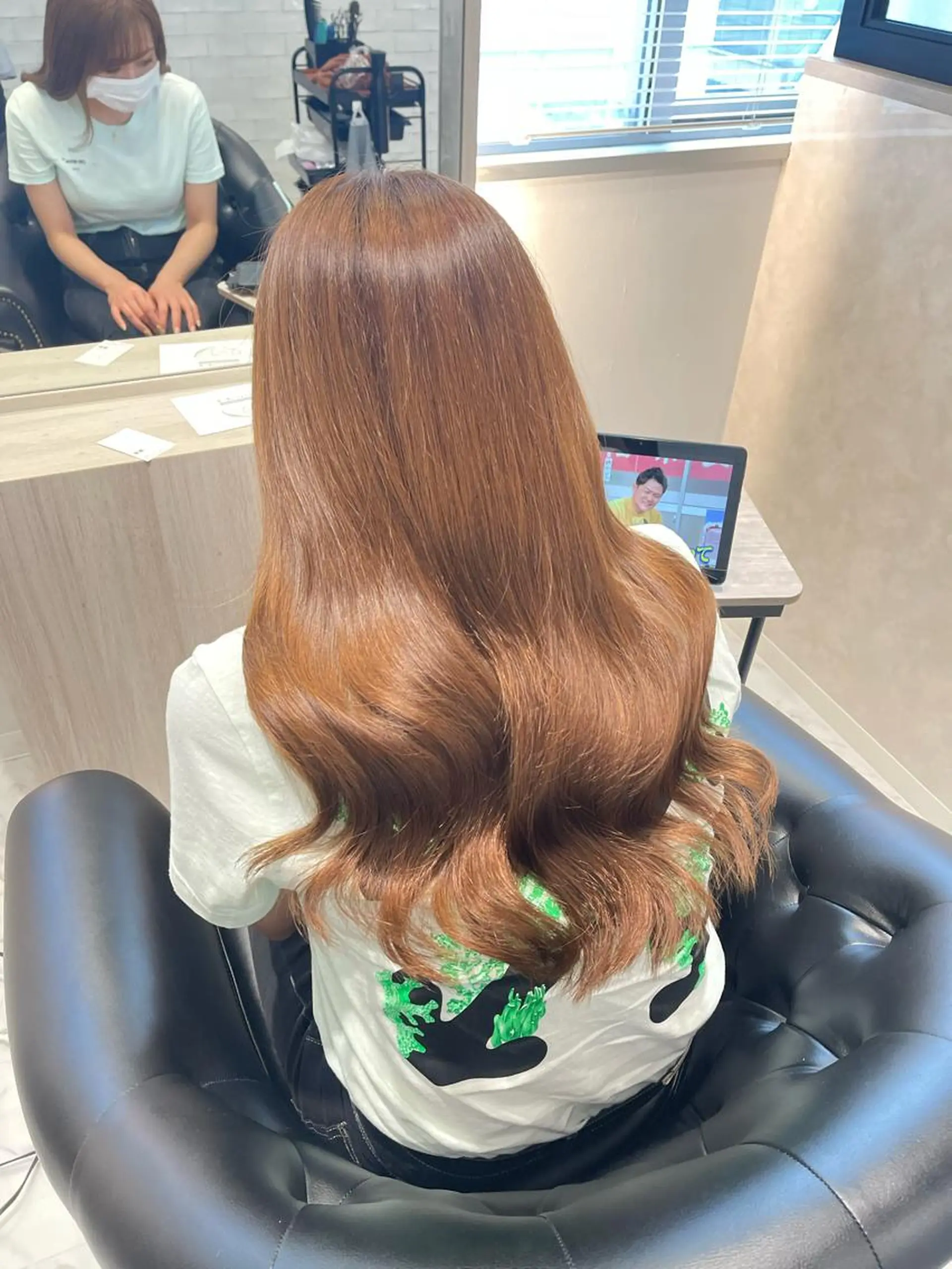 ロング カラー ヘアカラー トリートメント &chaLme   心斎橋所属・emi/髪質改善/ 韓国風/艶カラーのヘアスタイル