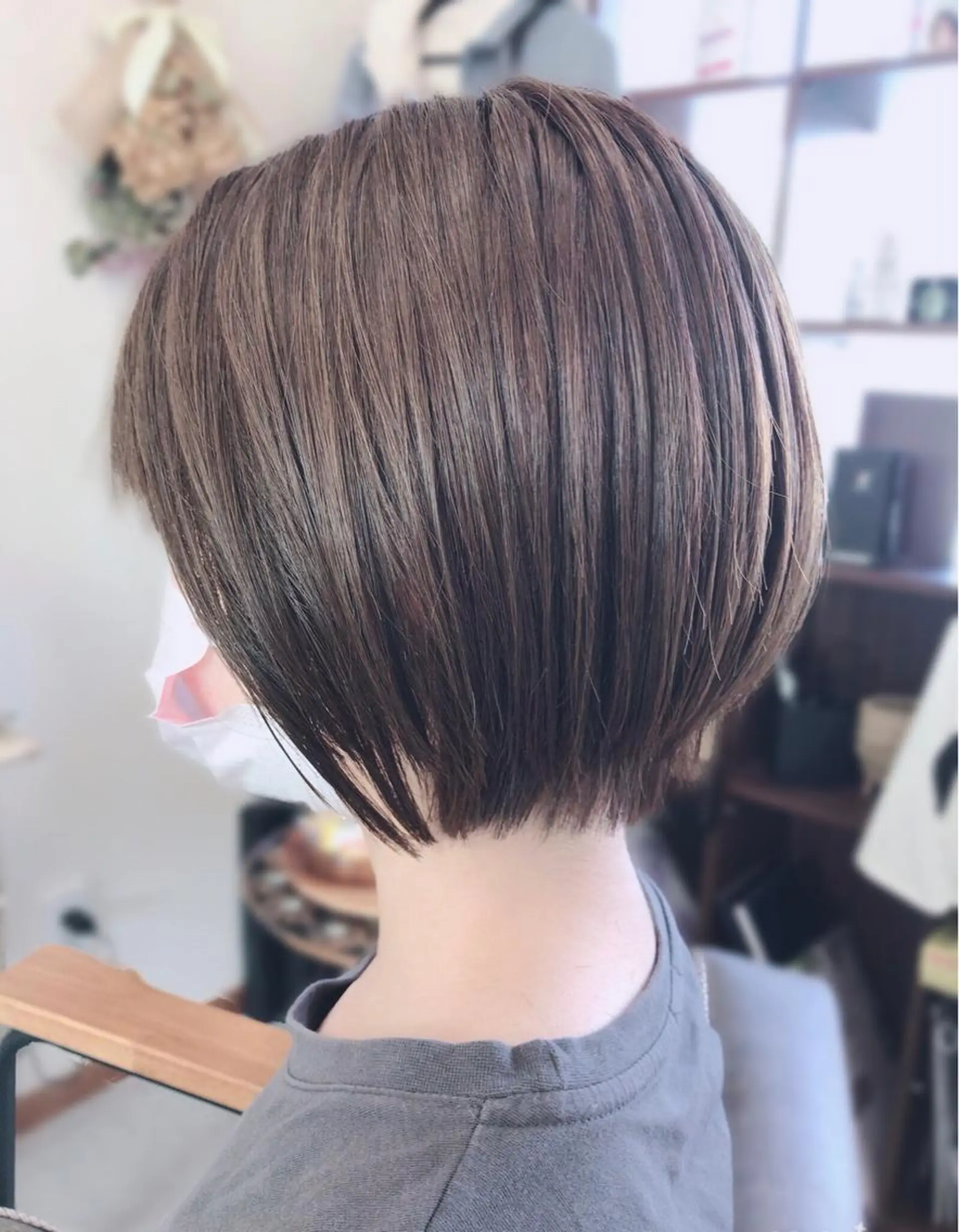 ショート カラー ショートボブ アッシュ ボブ ショートヘア hair works raptureのヘアスタイル