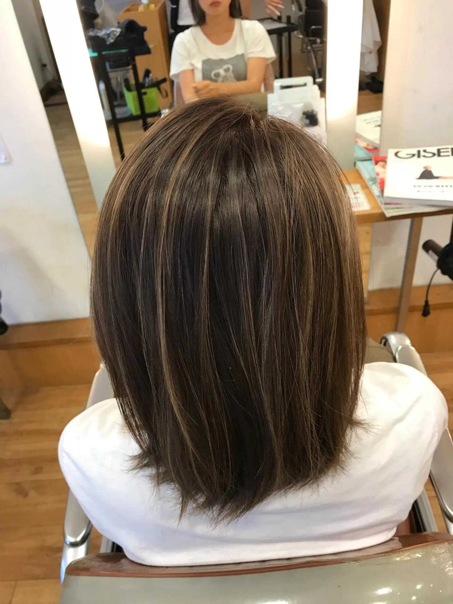 ミディアム カラー ハイライトカラー ハイライト ヘアメディカルサロン銀座premium所属・✨髪質改善✨三橋 正隆のヘアスタイル