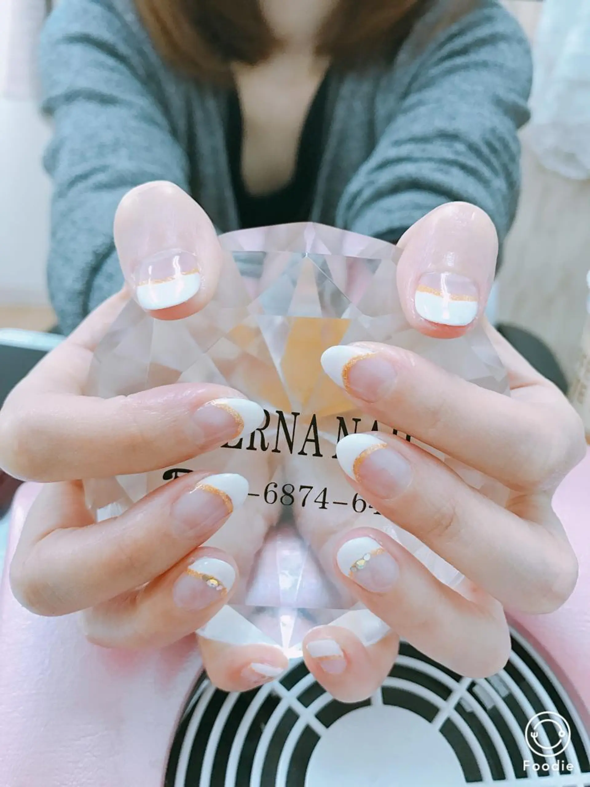 ネイル フレンチネイル ストーンネイル プライベートサロン eternanailのネイルデザイン