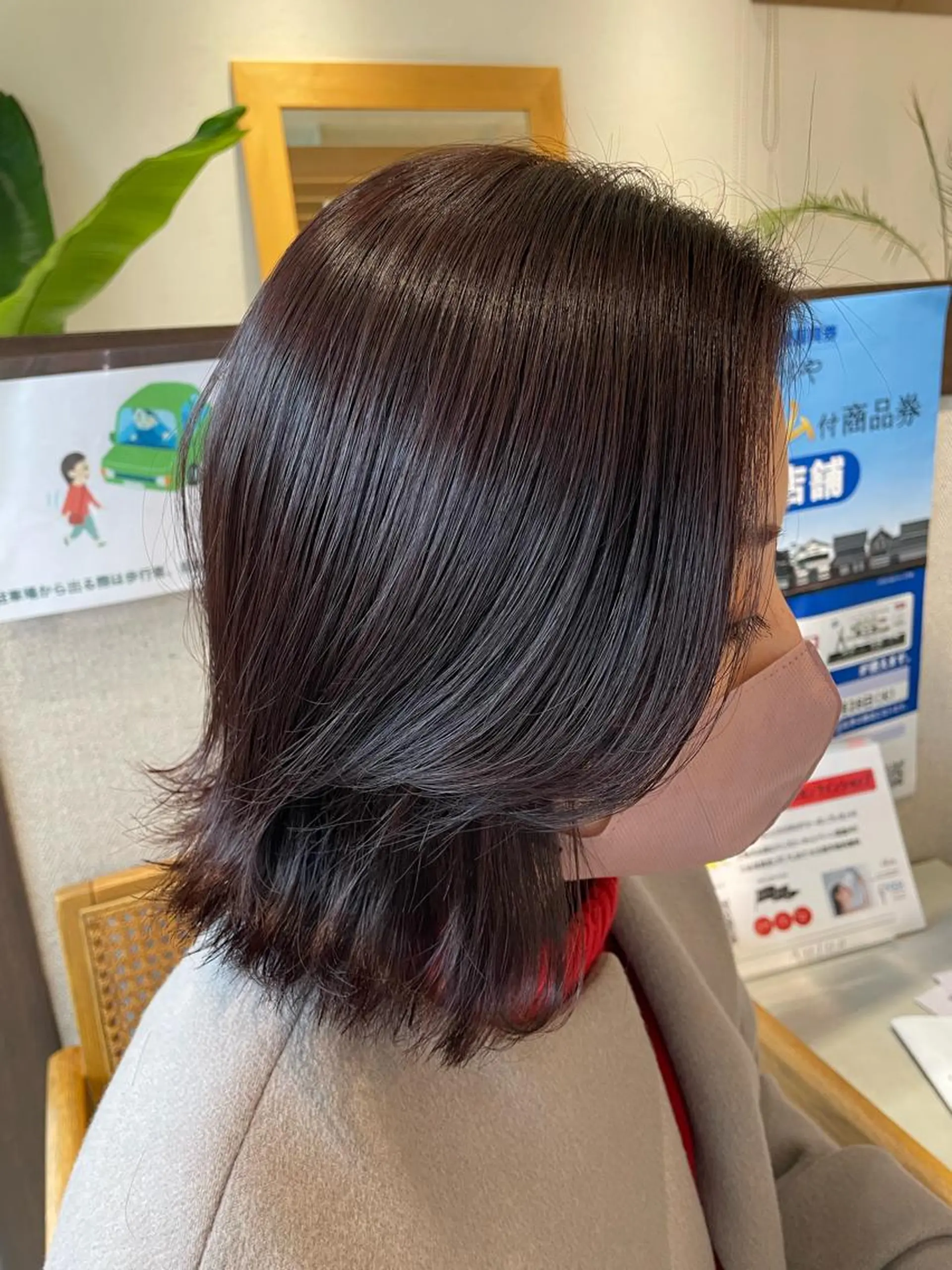 ミディアム カラー パーマ カット ヘアカラー 縮毛矯正 高木 櫻のヘアスタイル