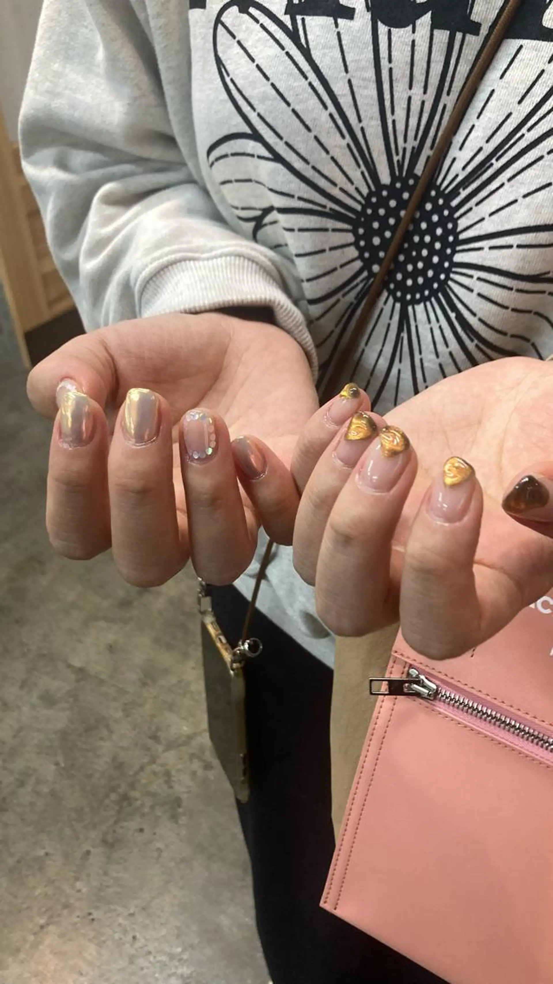 ネイル オーロラネイル マグネットネイル tipsy+ chihiroのネイルデザイン