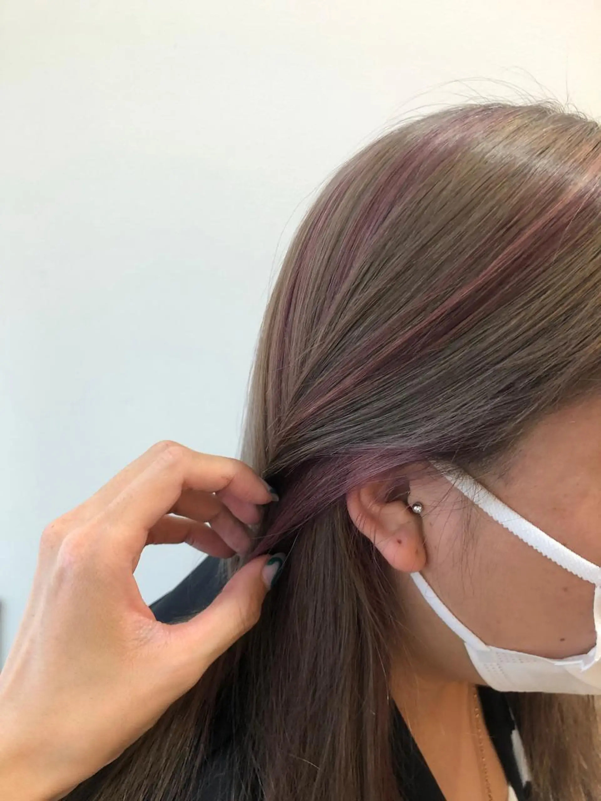 ロング カラー おかにわ みりのヘアスタイル