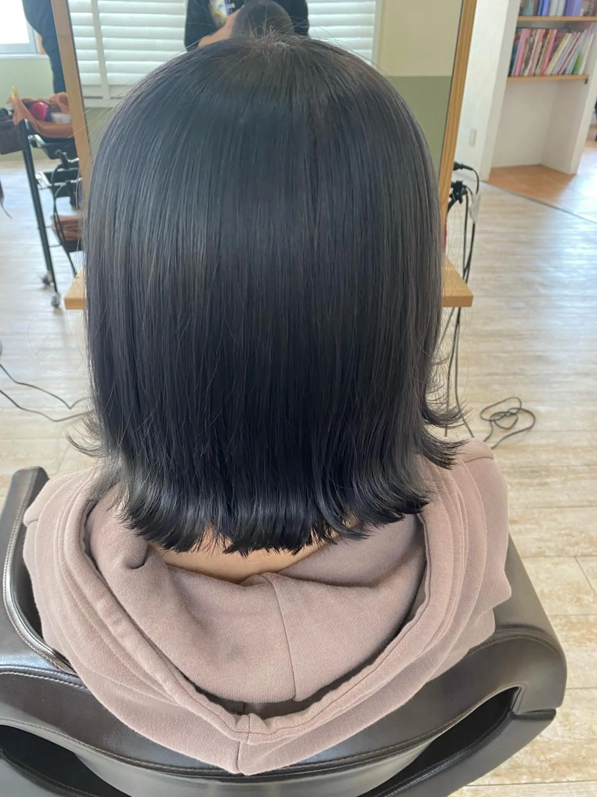 ショート カラー ダークグレー Cuore 清尾 浩昭のヘアスタイル