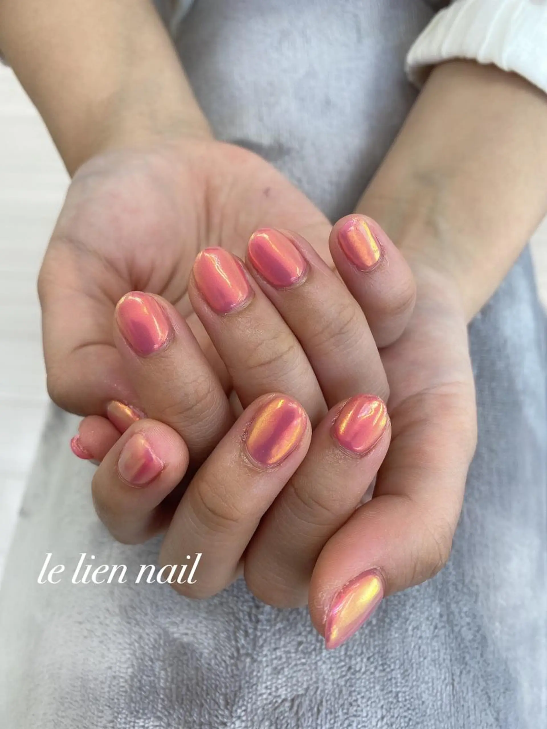 ネイル オーロラネイル ミラーネイル ハンドネイル le lien nailのネイルデザイン