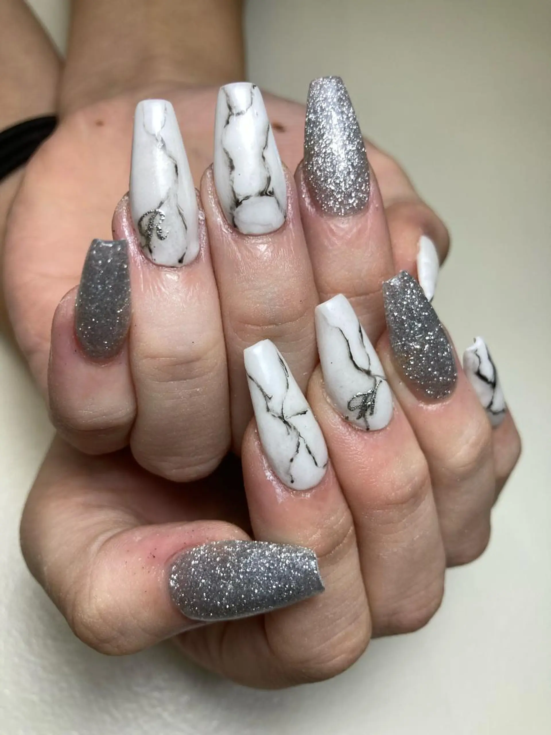 ネイル nailALBA 安蒜良彰のネイルデザイン