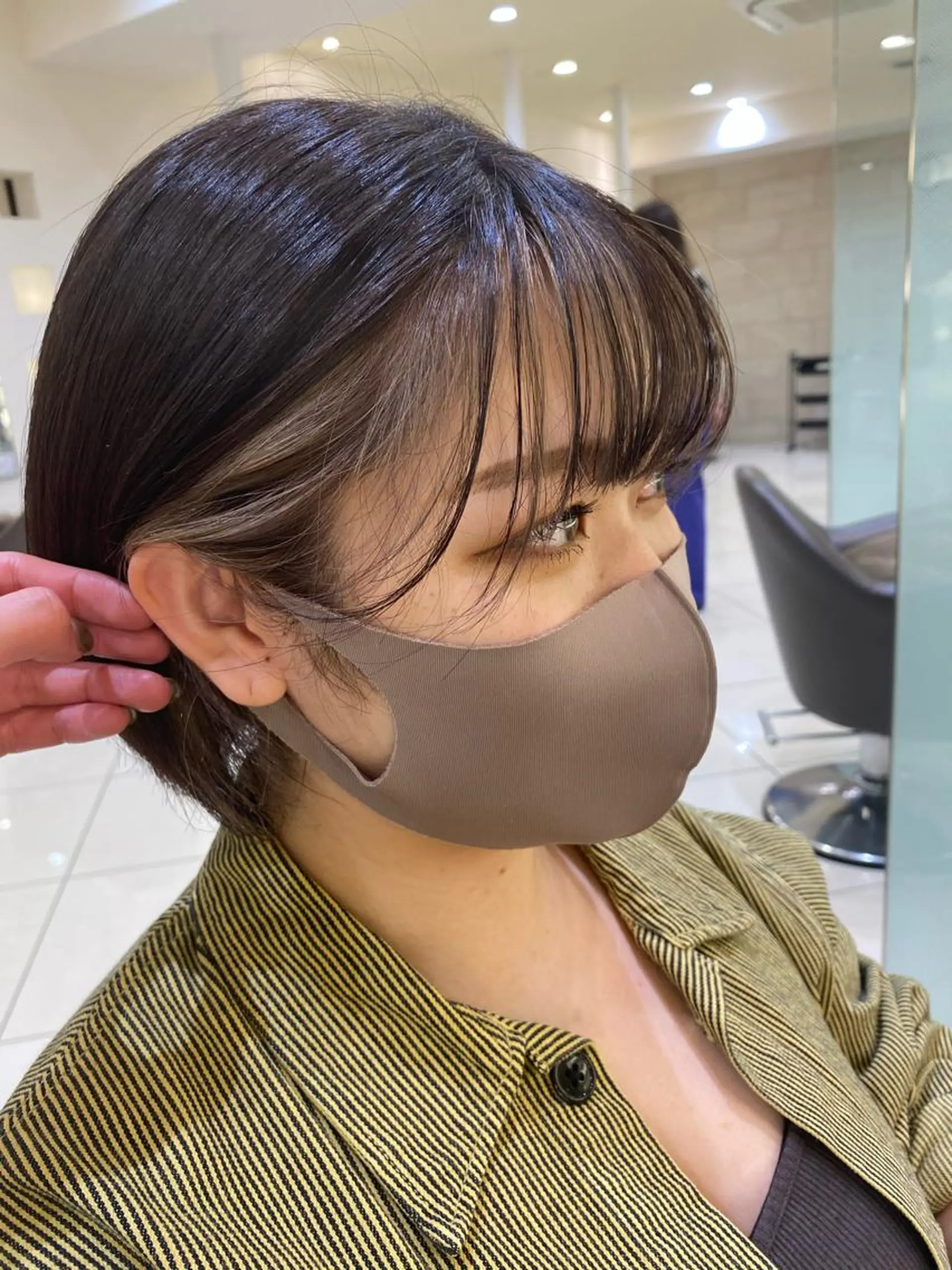 ショート カラー カット ヘアカラー トリートメント プレイングカラー🤍 細めハイライトのヘアスタイル