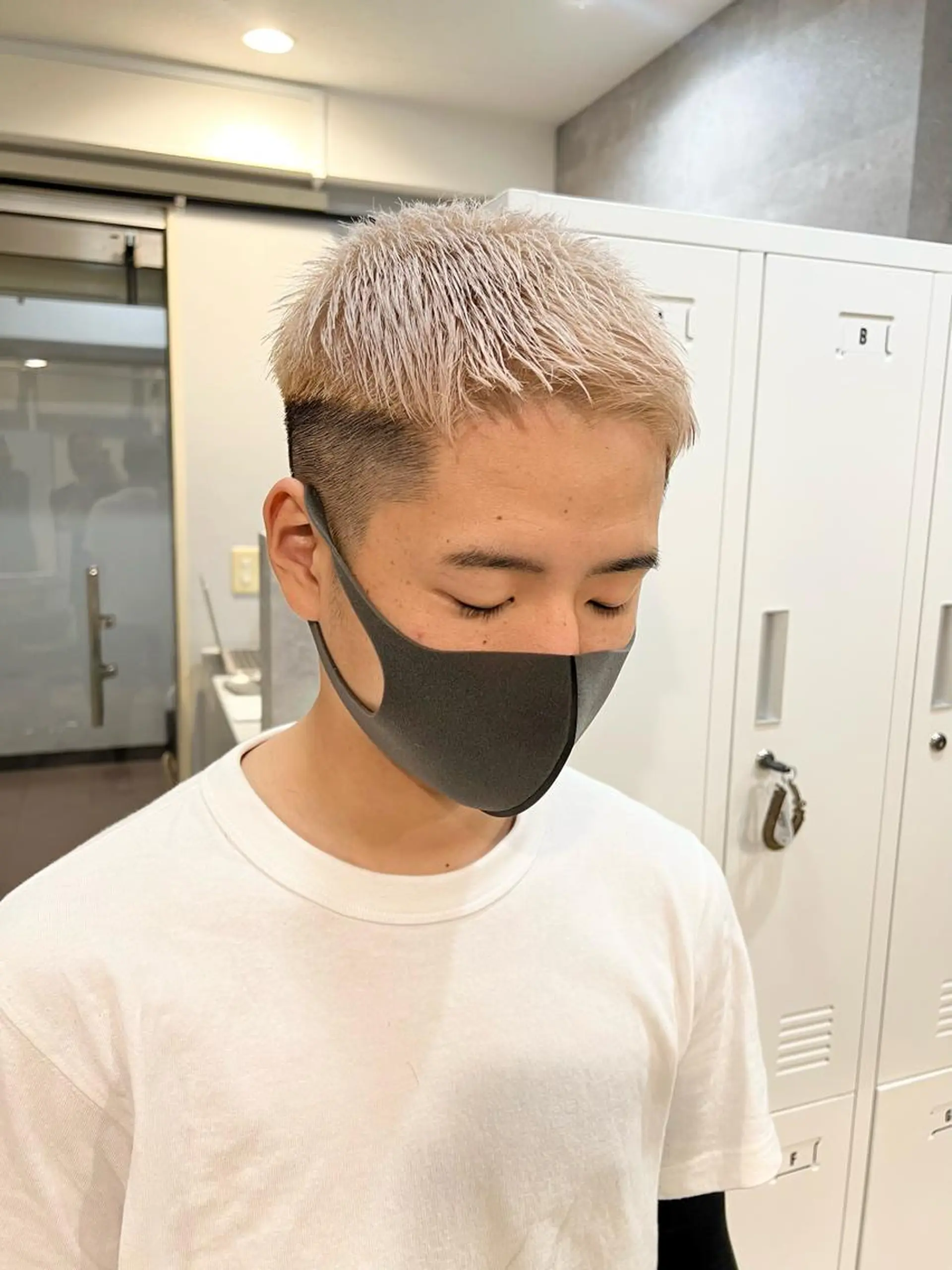 ショート カット ヘアカラー トリートメント Bear（ベア）所属・KENZO 【Bear】のヘアスタイル