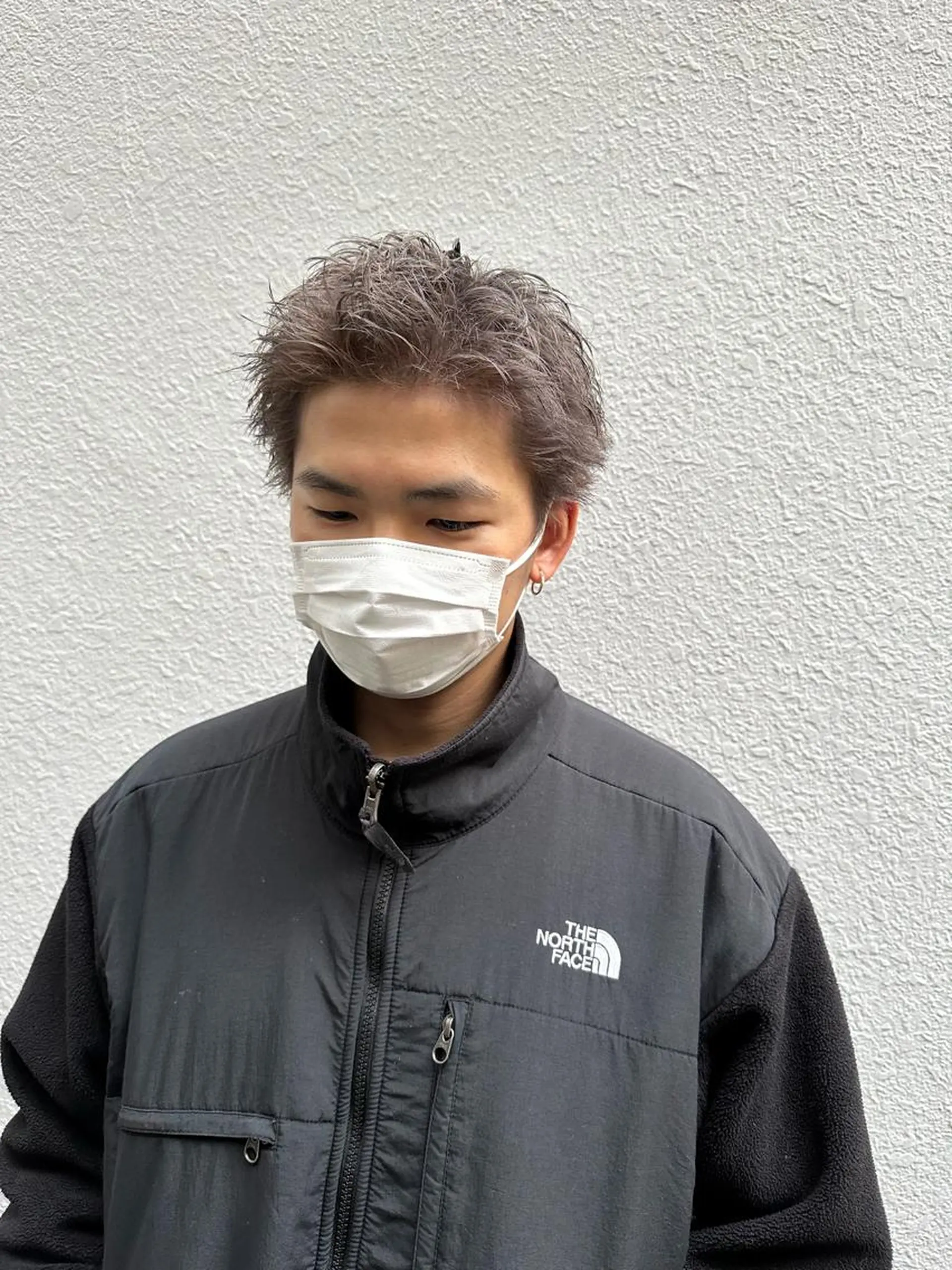 カラー メンズ メンズハイトーン スパイキーショート ハイトーンカラー カット ヘアカラー ハマベ イクト FLORENのヘアスタイル