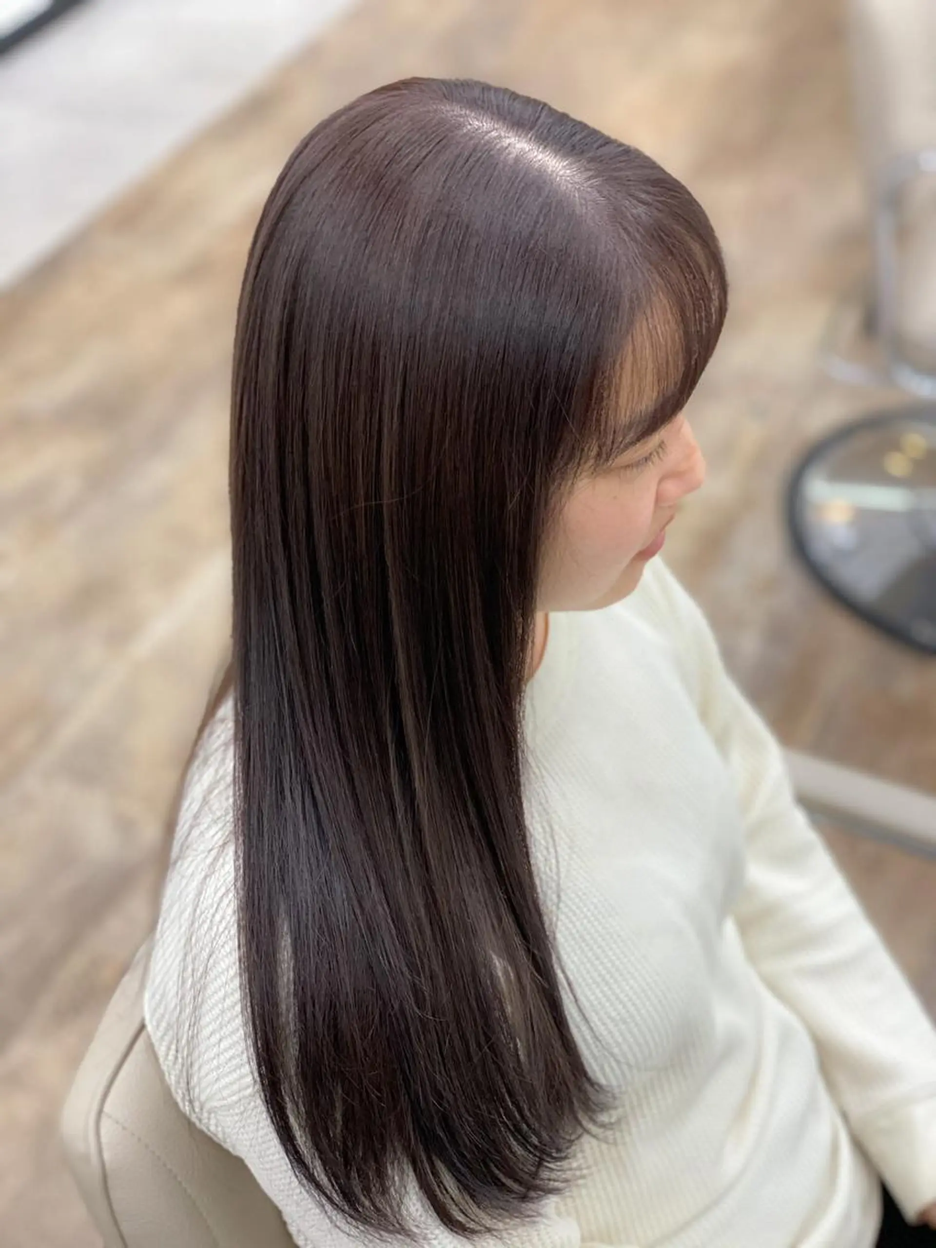 ロング カラー louwe 武藤幸世のヘアスタイル