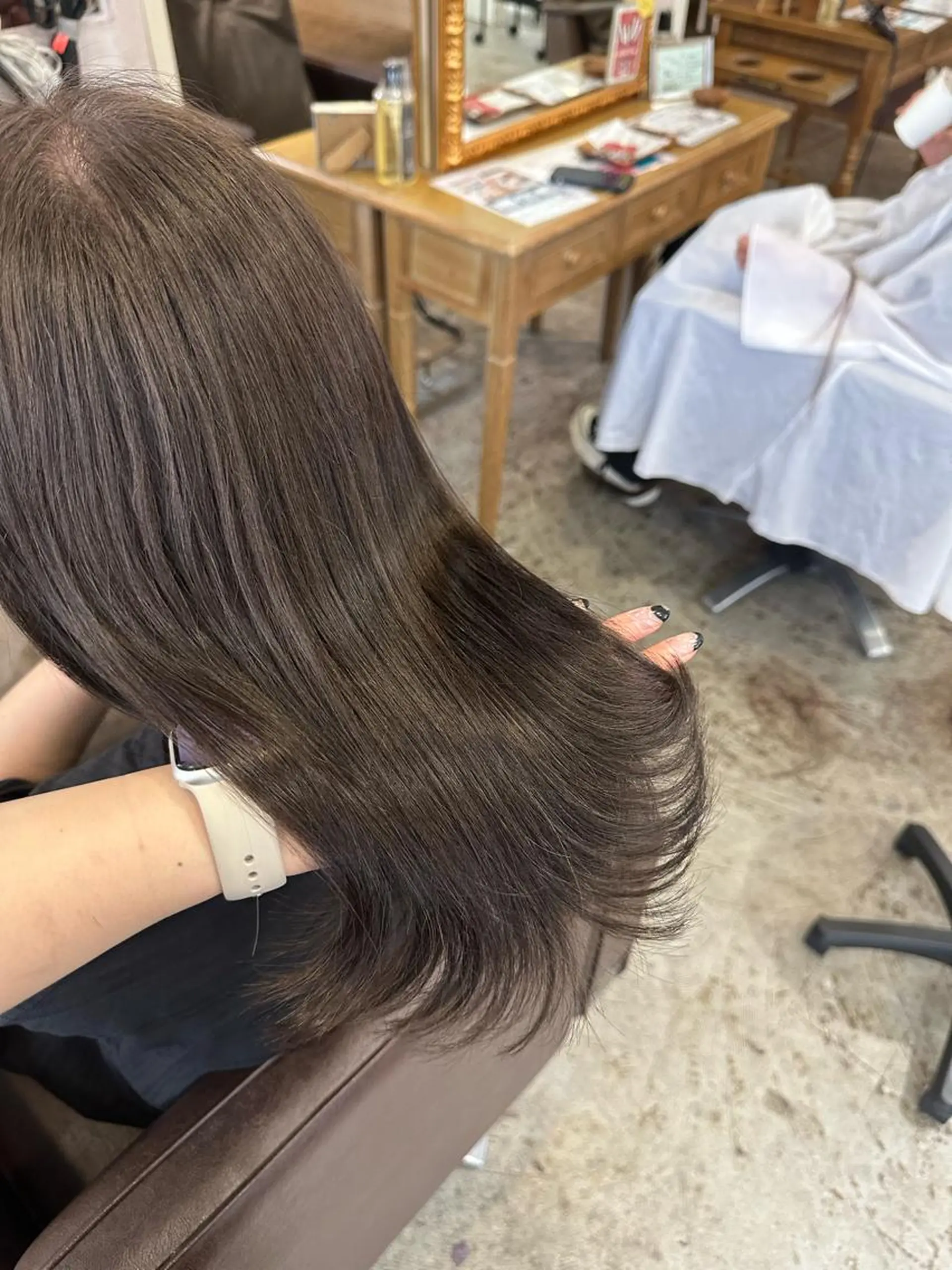 ミディアム カラー カット ヘアカラー トリートメント 柔らかベージュ🤍 fukaのヘアスタイル