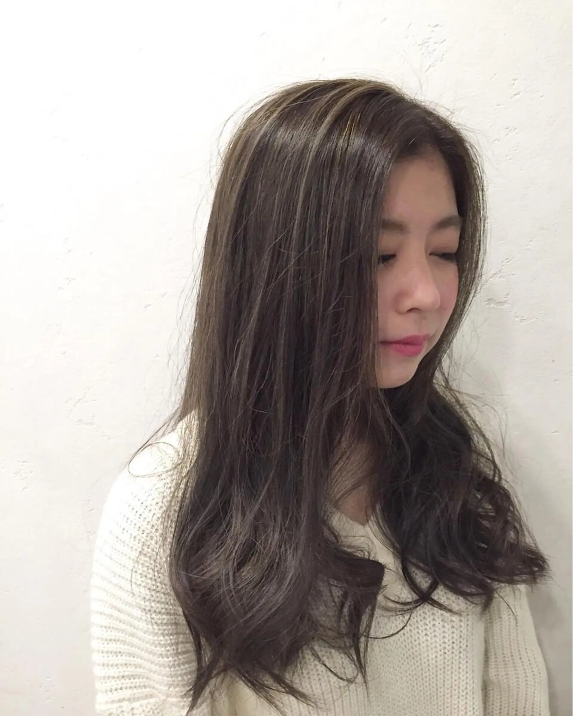 ミディアム カラー アッシュ 透明感カラー ハイライトカラー ハイライト JIL BLAN 京都のヘアスタイル