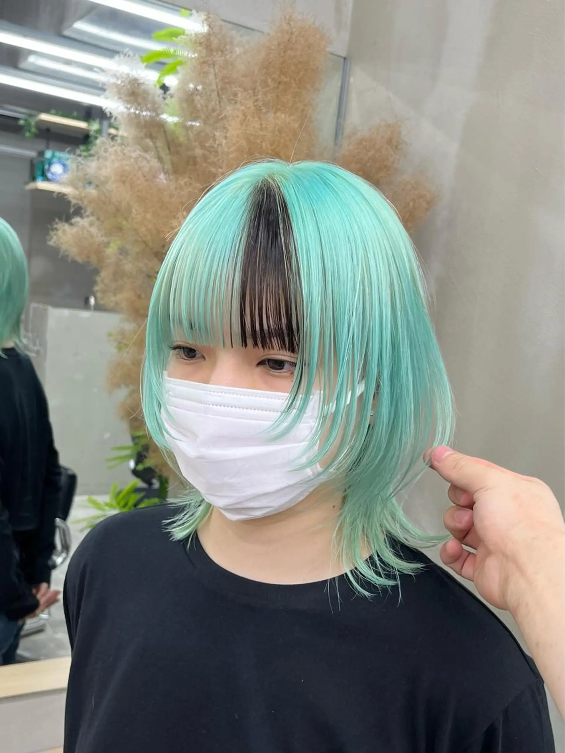 ミディアム カット ヘアカラー ウルフ/レイヤー ⚡️ITSUKU⚡️のヘアスタイル