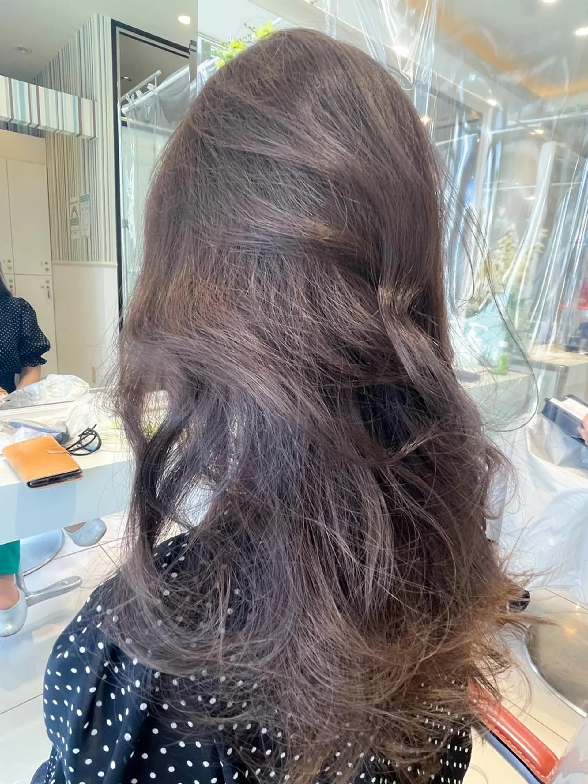 ロング 💗ブリーチなし 透け感💗徳井はやとのヘアスタイル