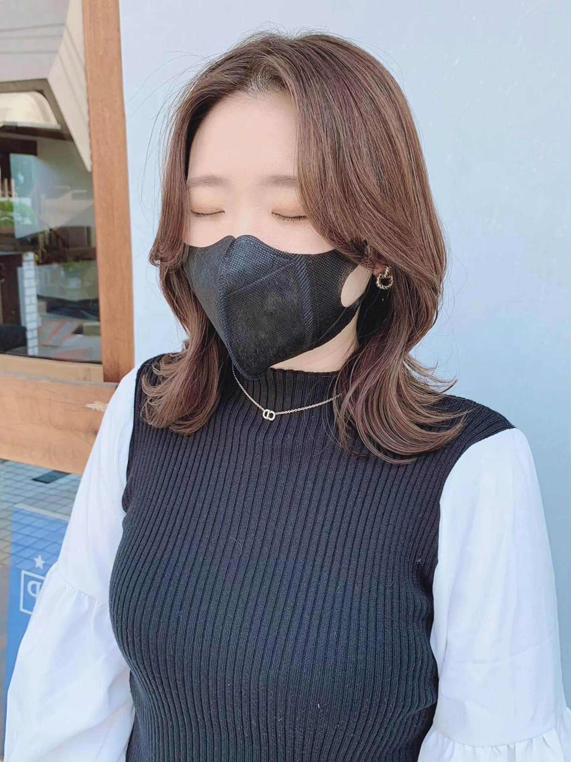 ミディアム カラー くびれヘア 韓国風ヘア カット ヘアカラー トリートメント 映える顔周りカット ♥️韓国ヘア"ちぇるのヘアスタイル