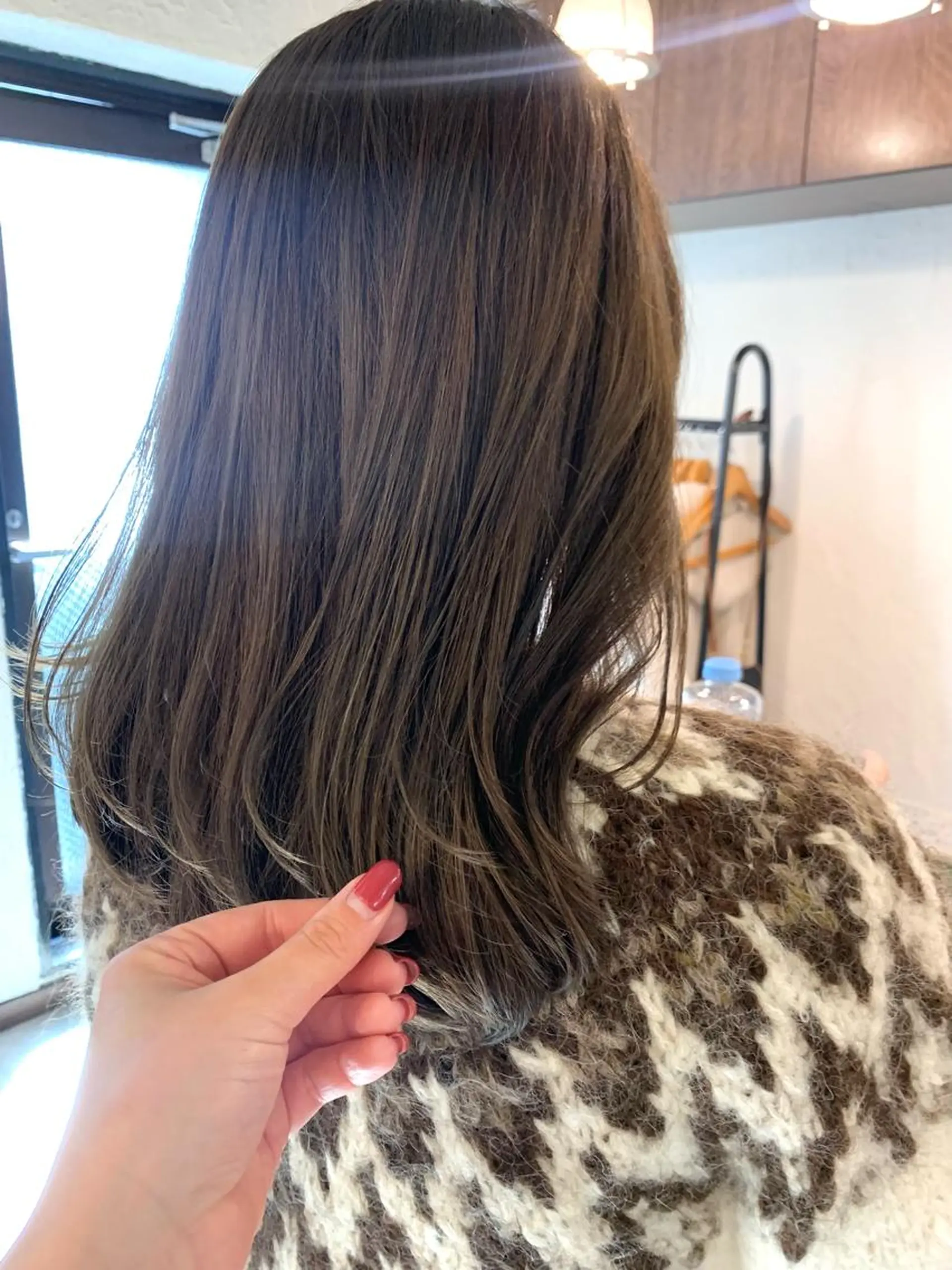 ミディアム カラー カット ヘアカラー トリートメント conne&riri所属・MA YUのヘアスタイル