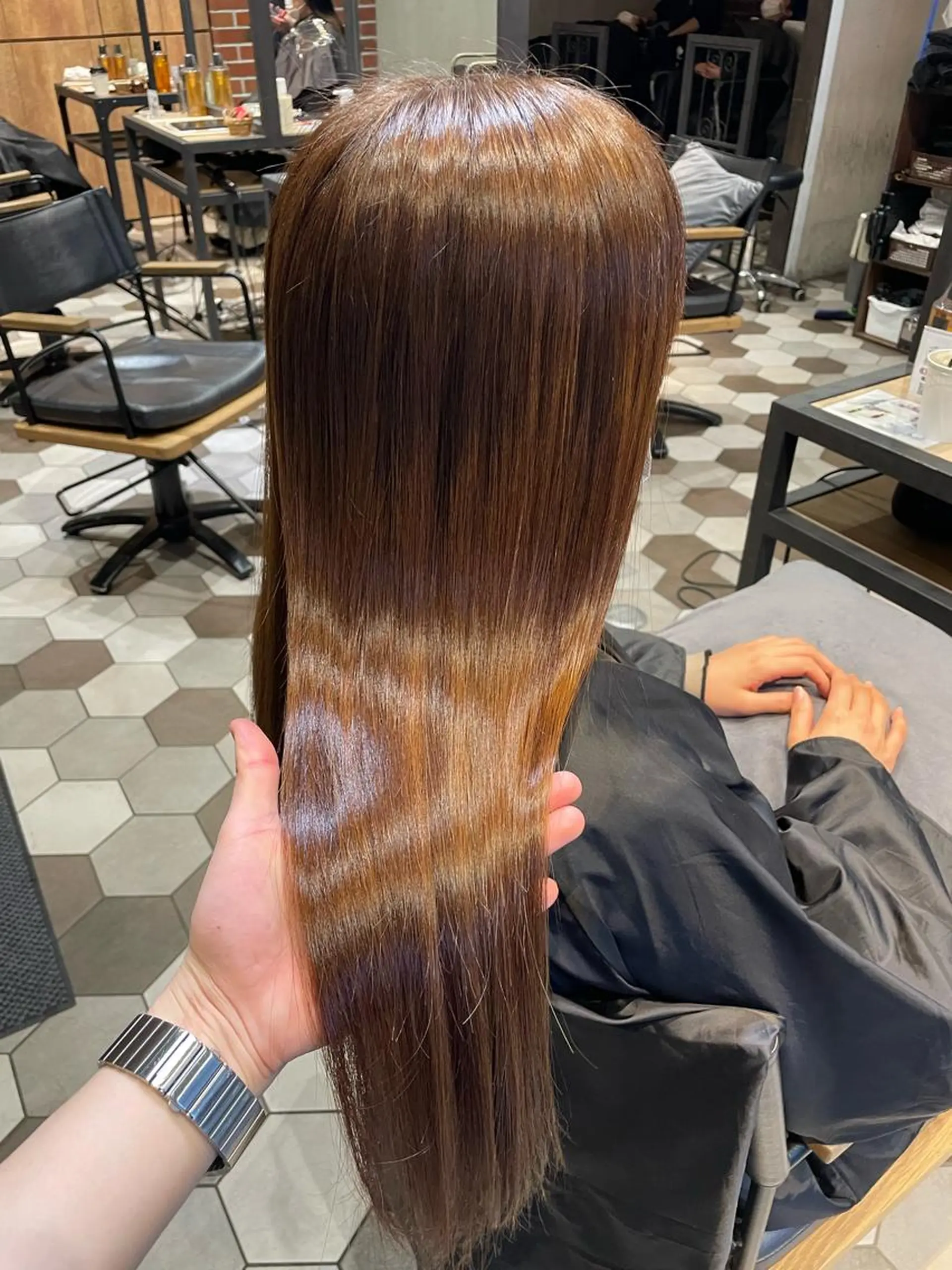 ロング カット 縮毛矯正 トリートメント 髪質改善、縮毛矯正 酸性縮毛矯正のヘアスタイル