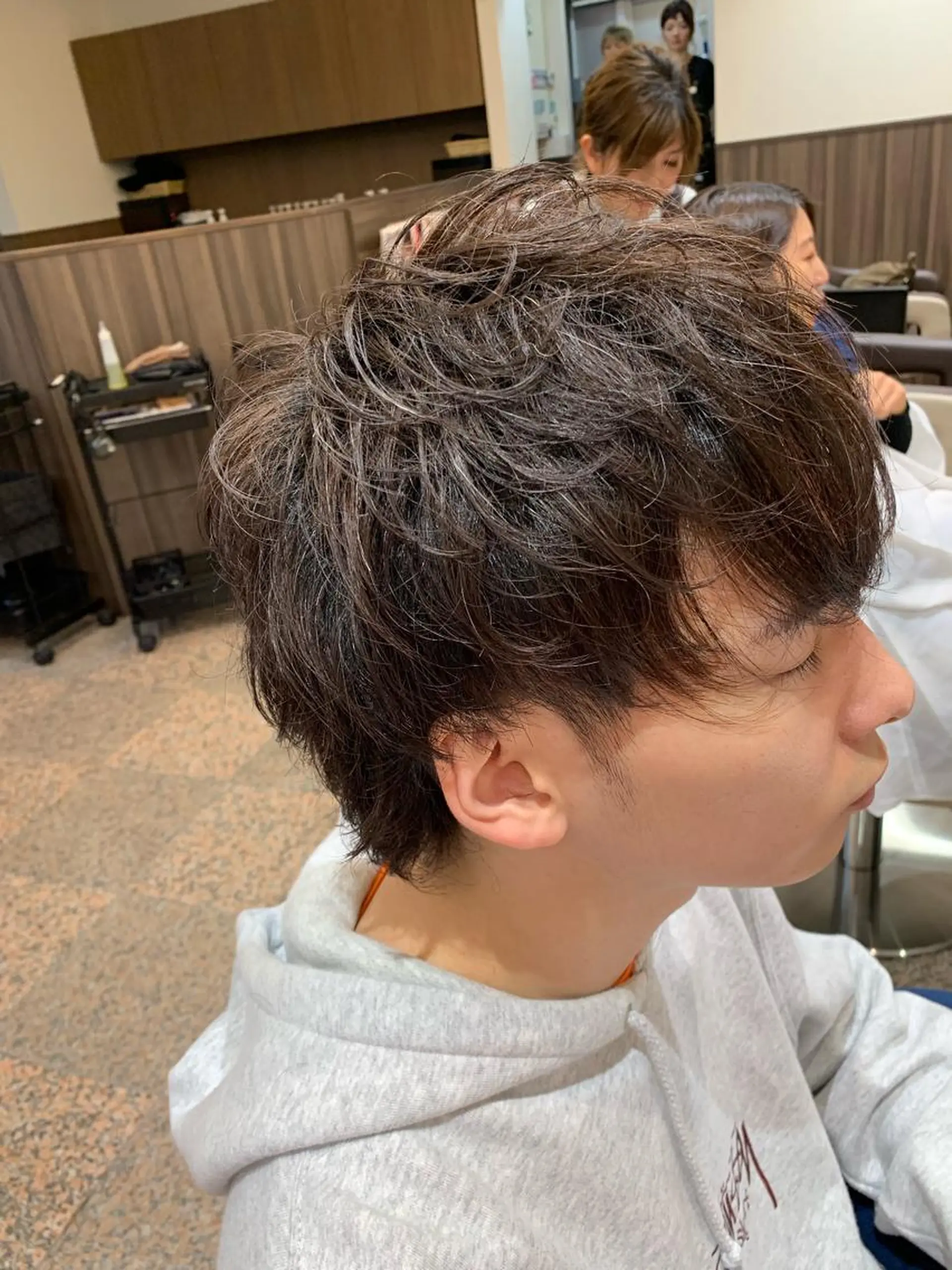 ショート パーマ メンズ マッシュ パーマ IwAsh中山所属・✂︎中山ブリーチ・ パーマ✂︎露木智也のヘアスタイル