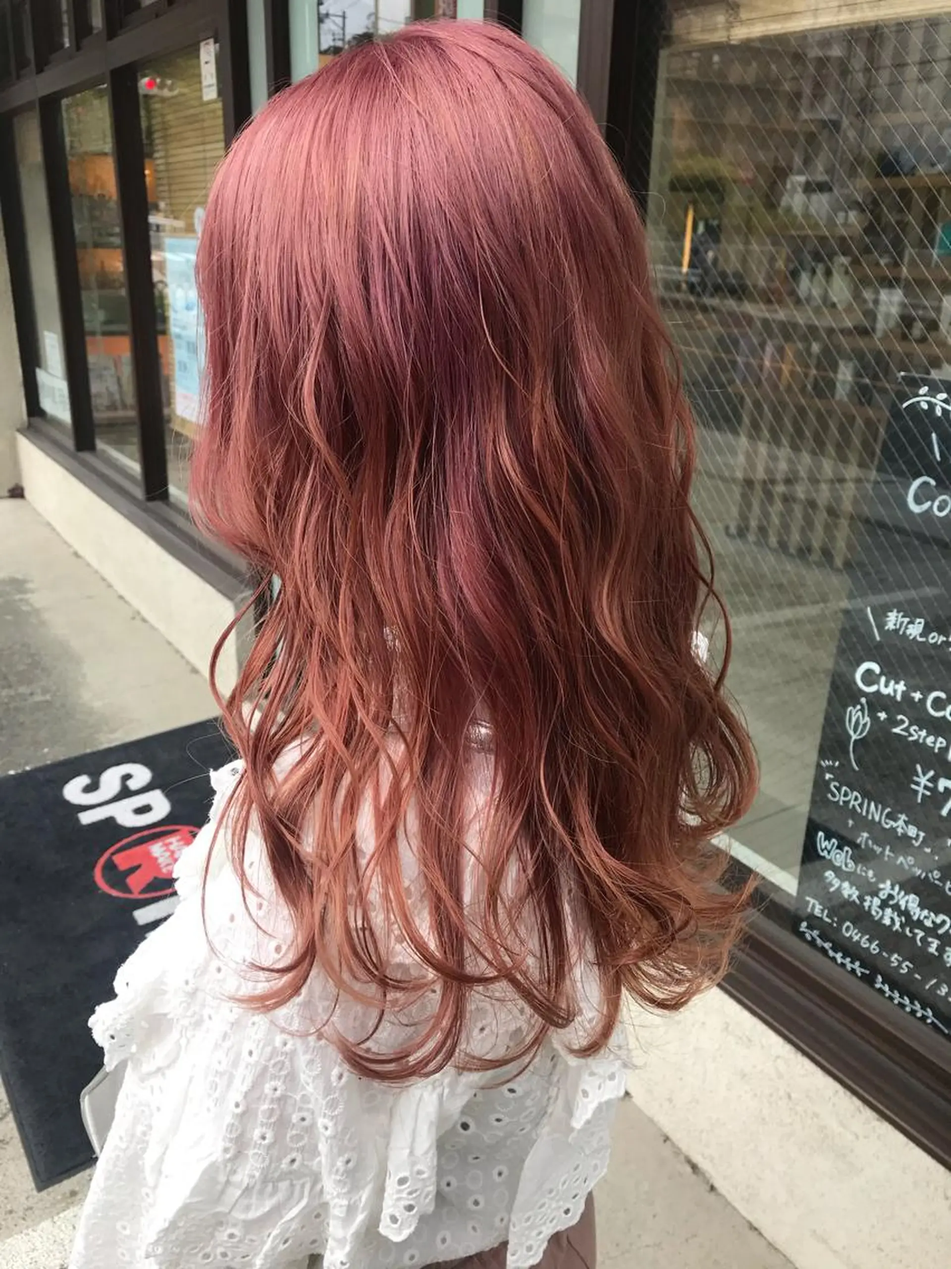 ロング riho/ブリーチ/ デザインカラー/辻堂のヘアスタイル