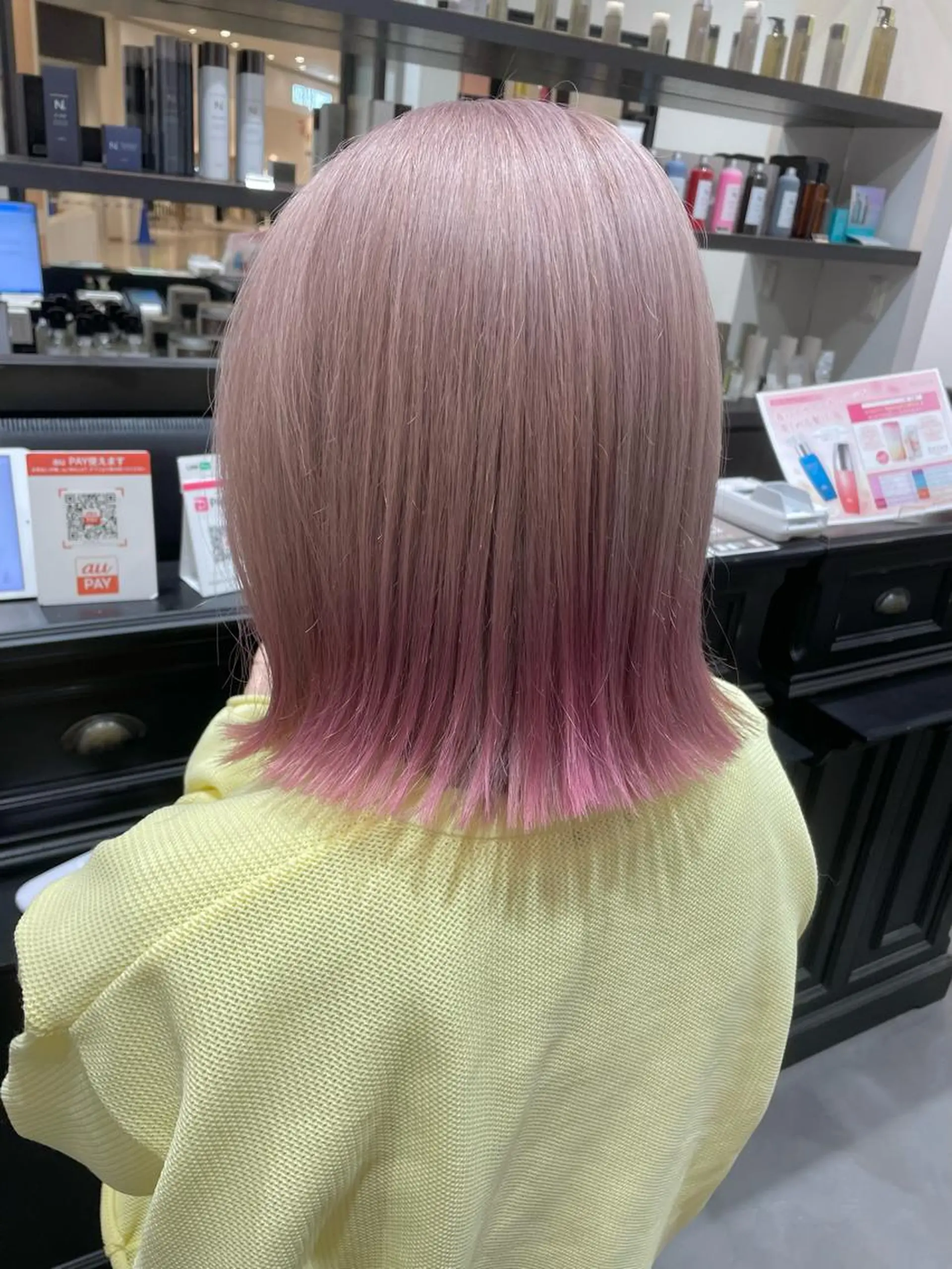 ショート カラー ヘアアレンジ ヘアカラー トリートメント 小倉 愛里のヘアスタイル
