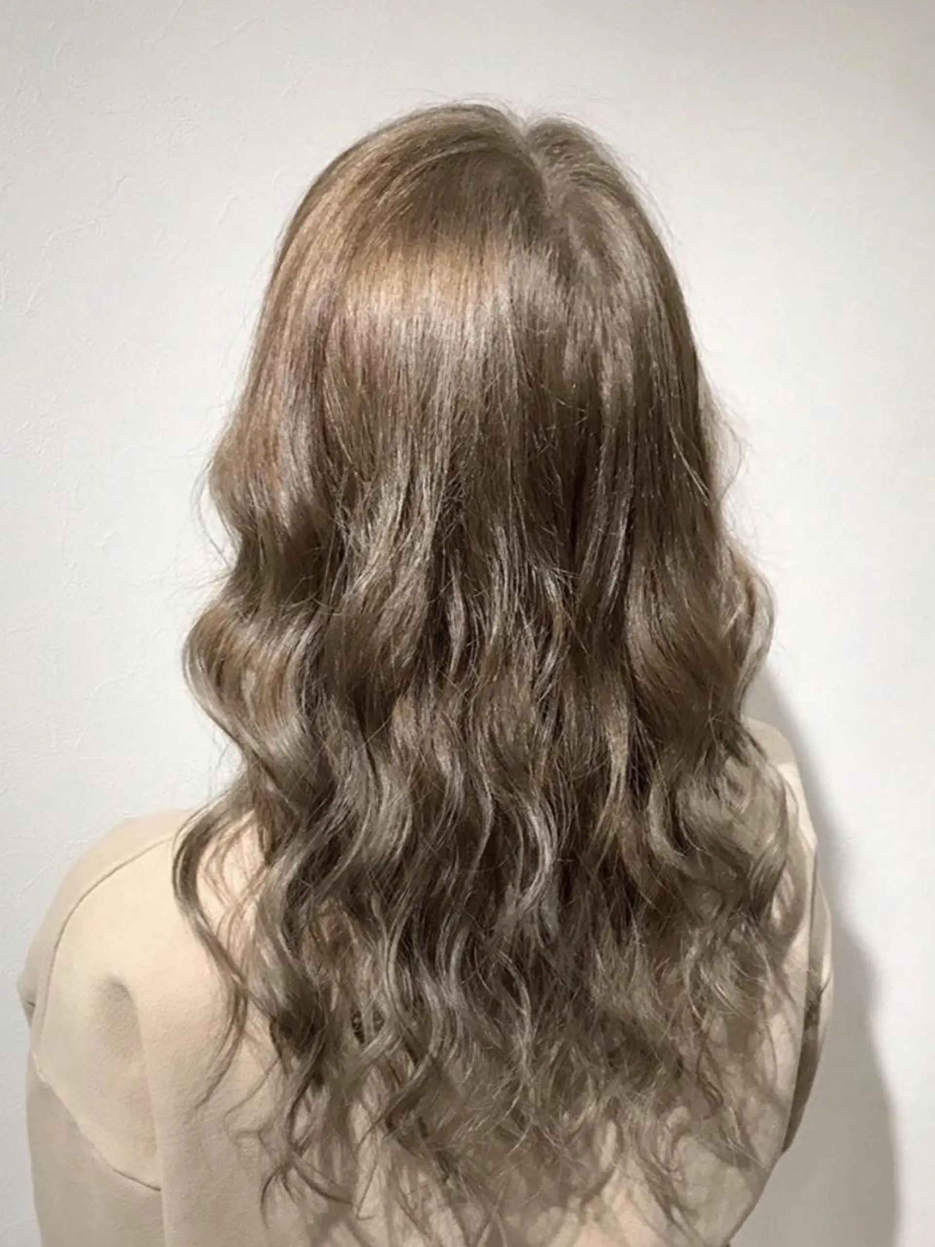 ロング カラー パーマ ヘアアレンジ レミーエクステ大阪 Device梅田のヘアスタイル
