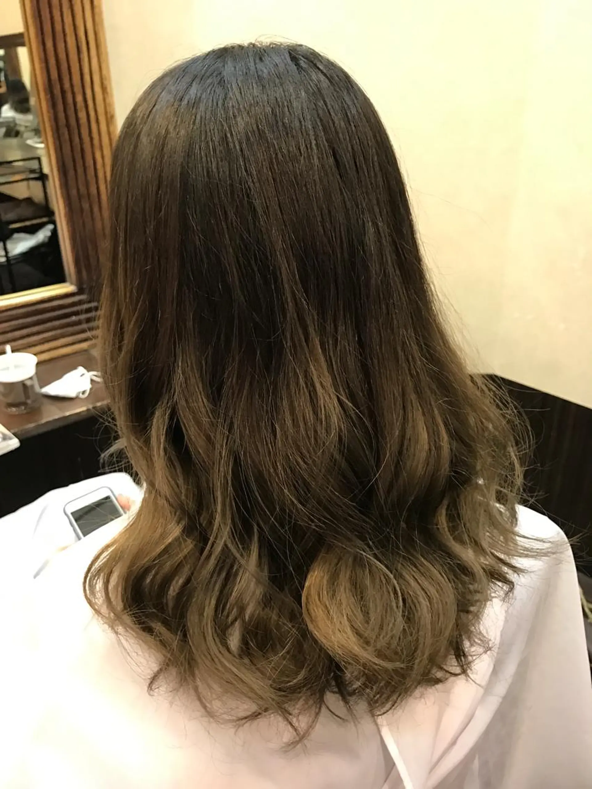 ミディアム セミロング カラー グラデーションカラー ALLY（アリー）所属・ミニモお気に入り数 No.1宍戸雄弥のヘアスタイル
