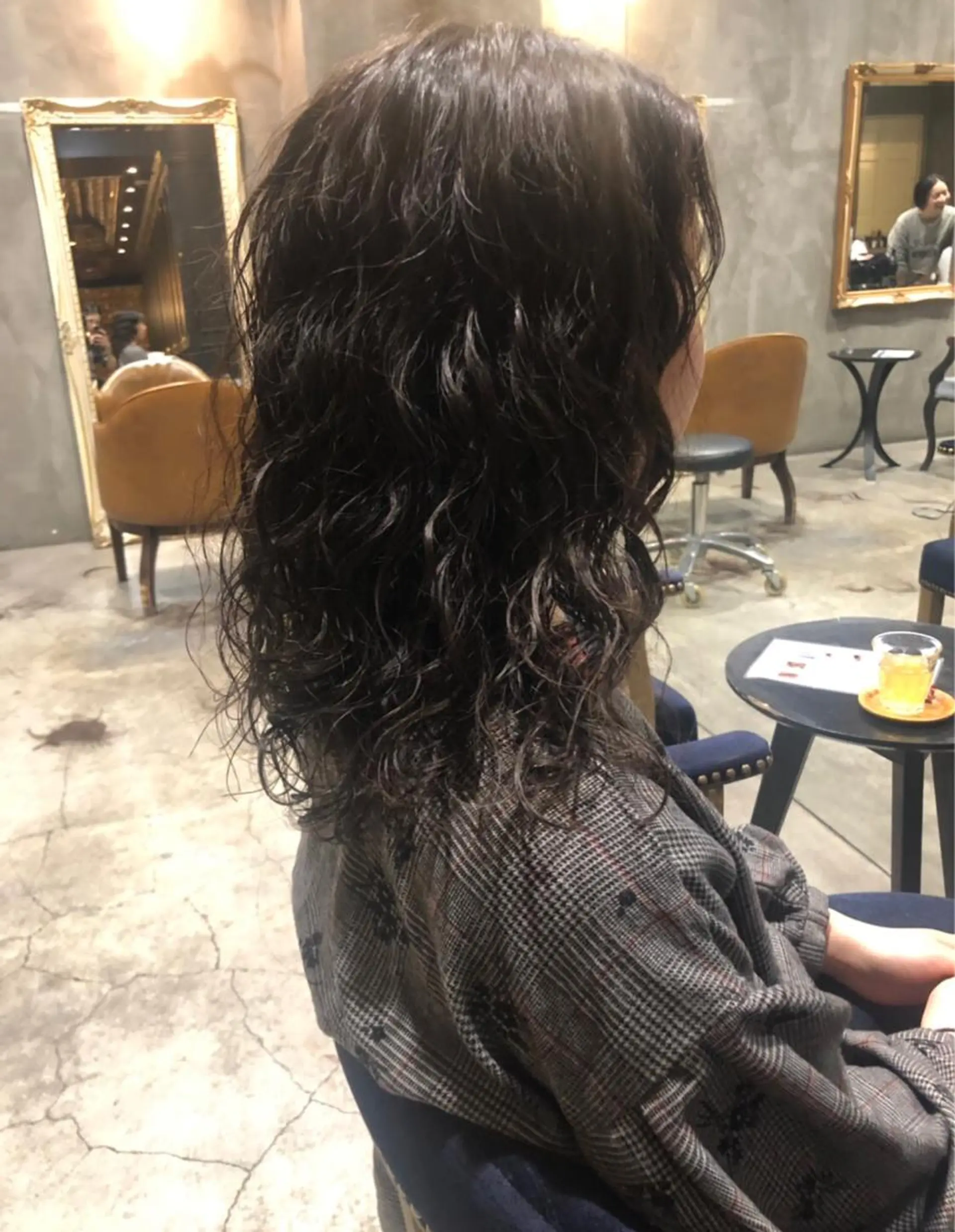 ミディアム パーマ マンツーマン／韓国 ヘア‎Amiのヘアスタイル