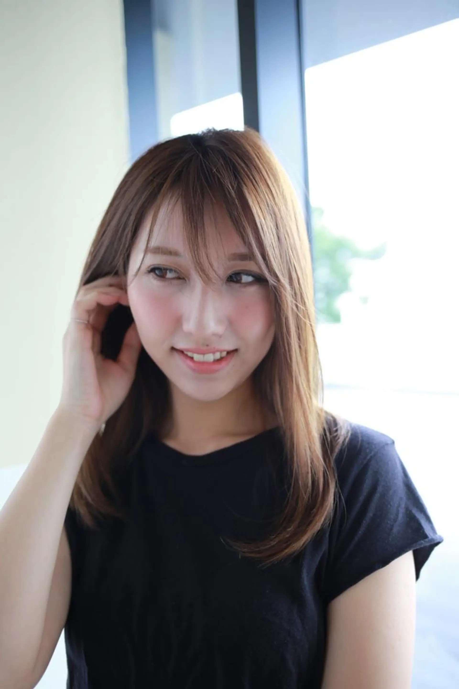 ミディアム 宮内 真乃のヘアスタイル