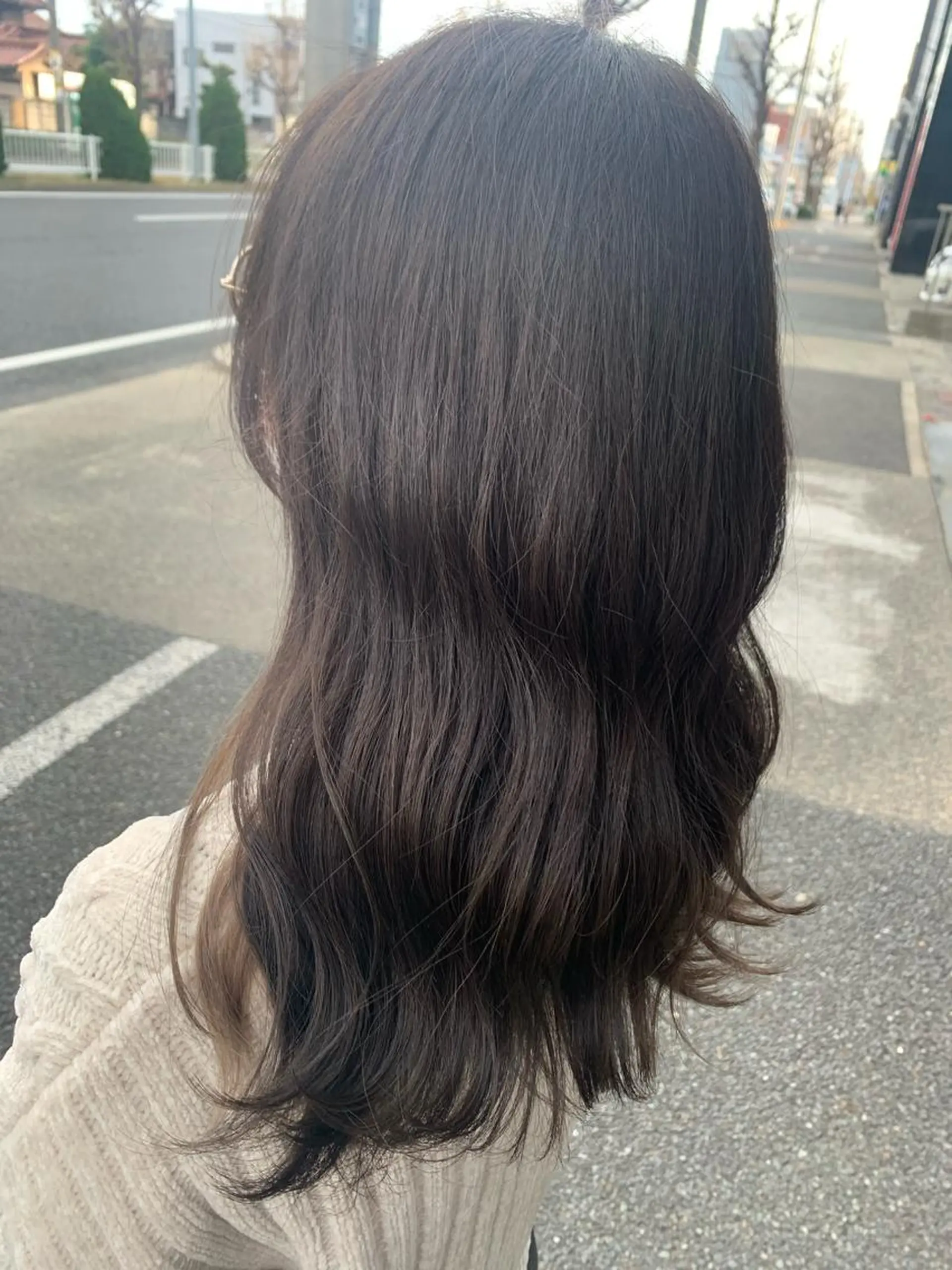 ロング カラー アッシュ ベージュカラー 浅岡 みちるのヘアスタイル