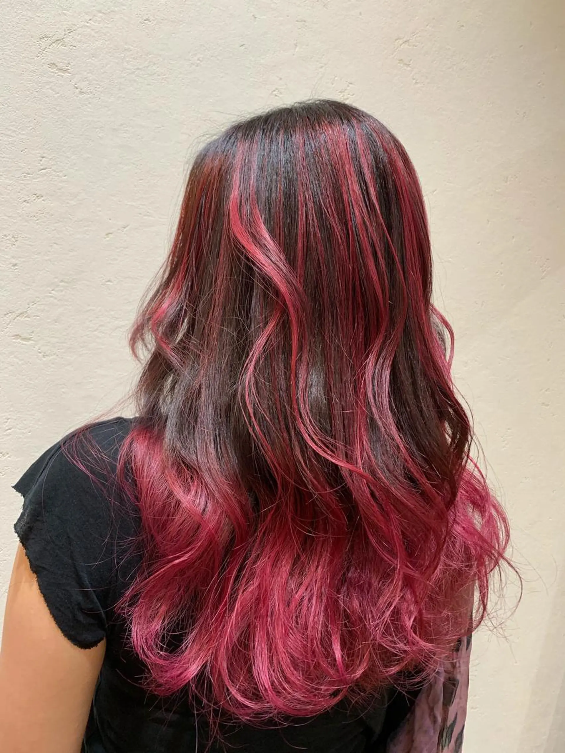 ロング カラー ブリーチ 天野 開のヘアスタイル